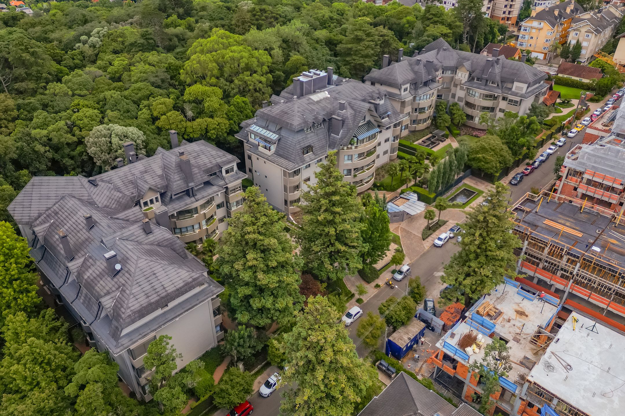 Apartamento 5 quartos sendo 4 suítes para venda no bairro Centro em Gramado