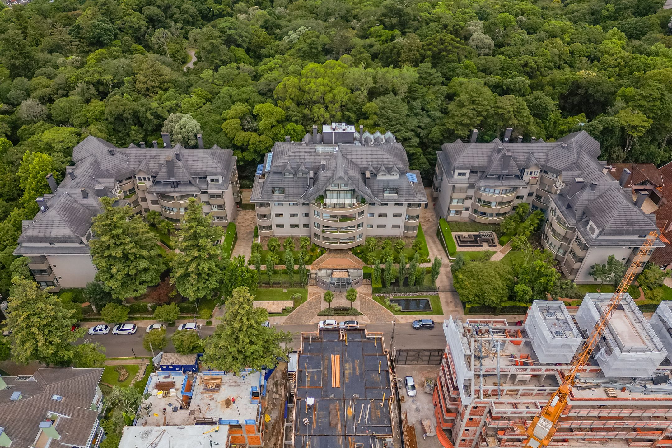Apartamento 4 quartos sendo 4 suítes para venda no bairro Centro em Gramado