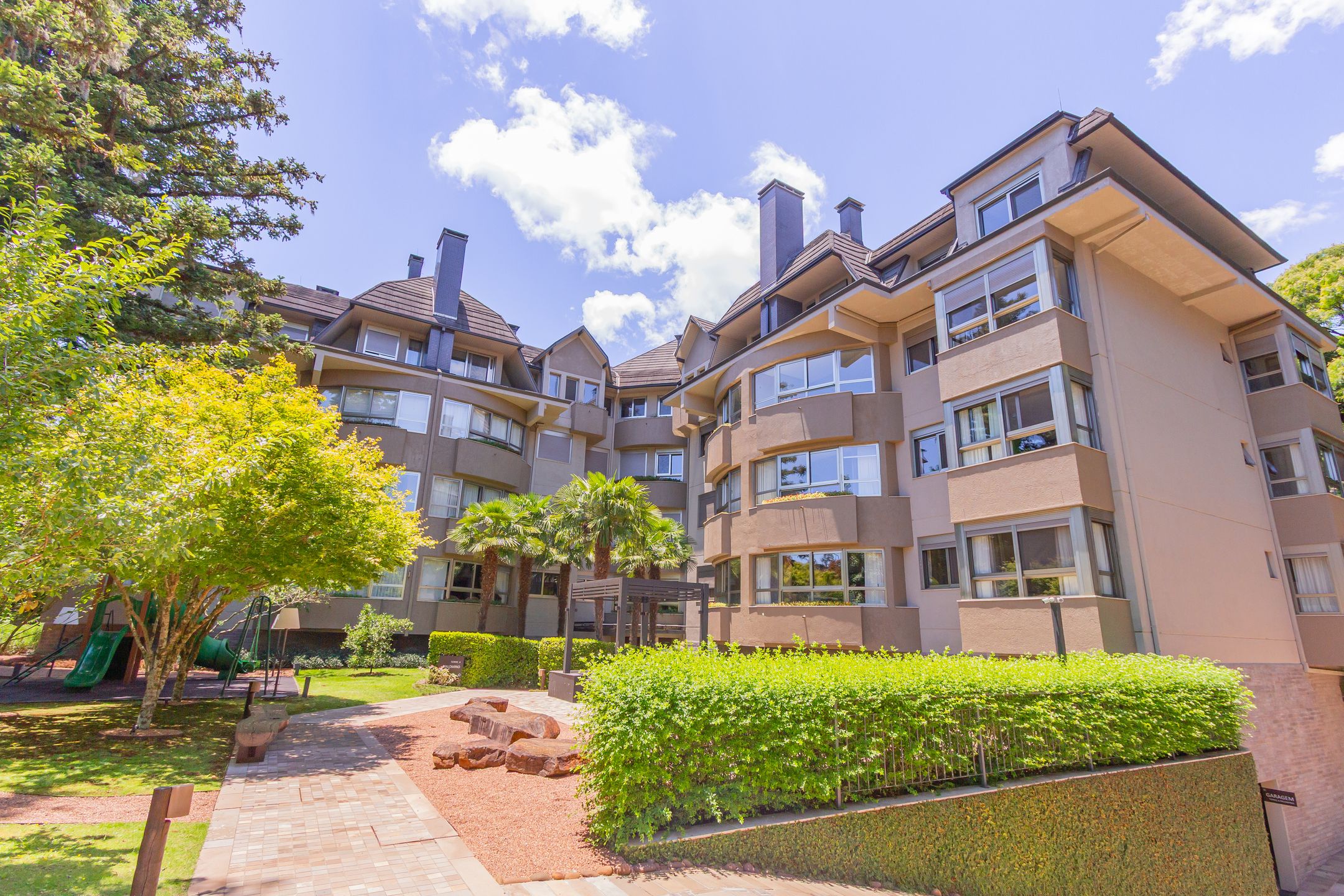 Apartamento 4 quartos sendo 4 suítes para venda no bairro Centro em Gramado