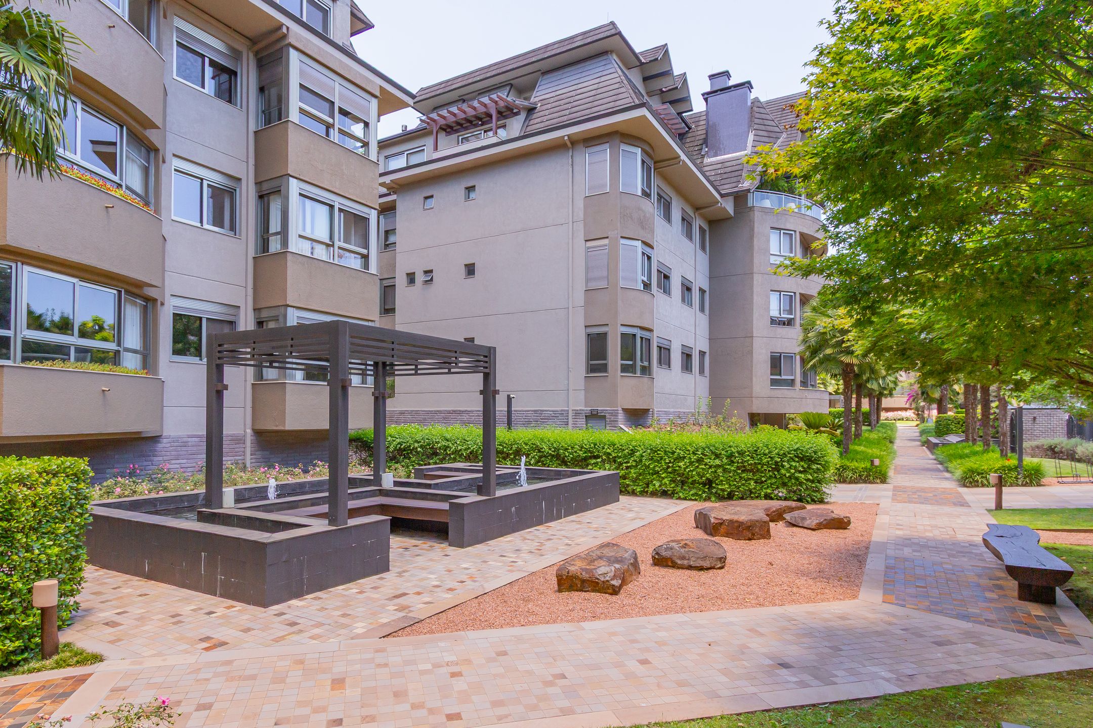 Apartamento 4 quartos sendo 4 suítes para venda no bairro Centro em Gramado