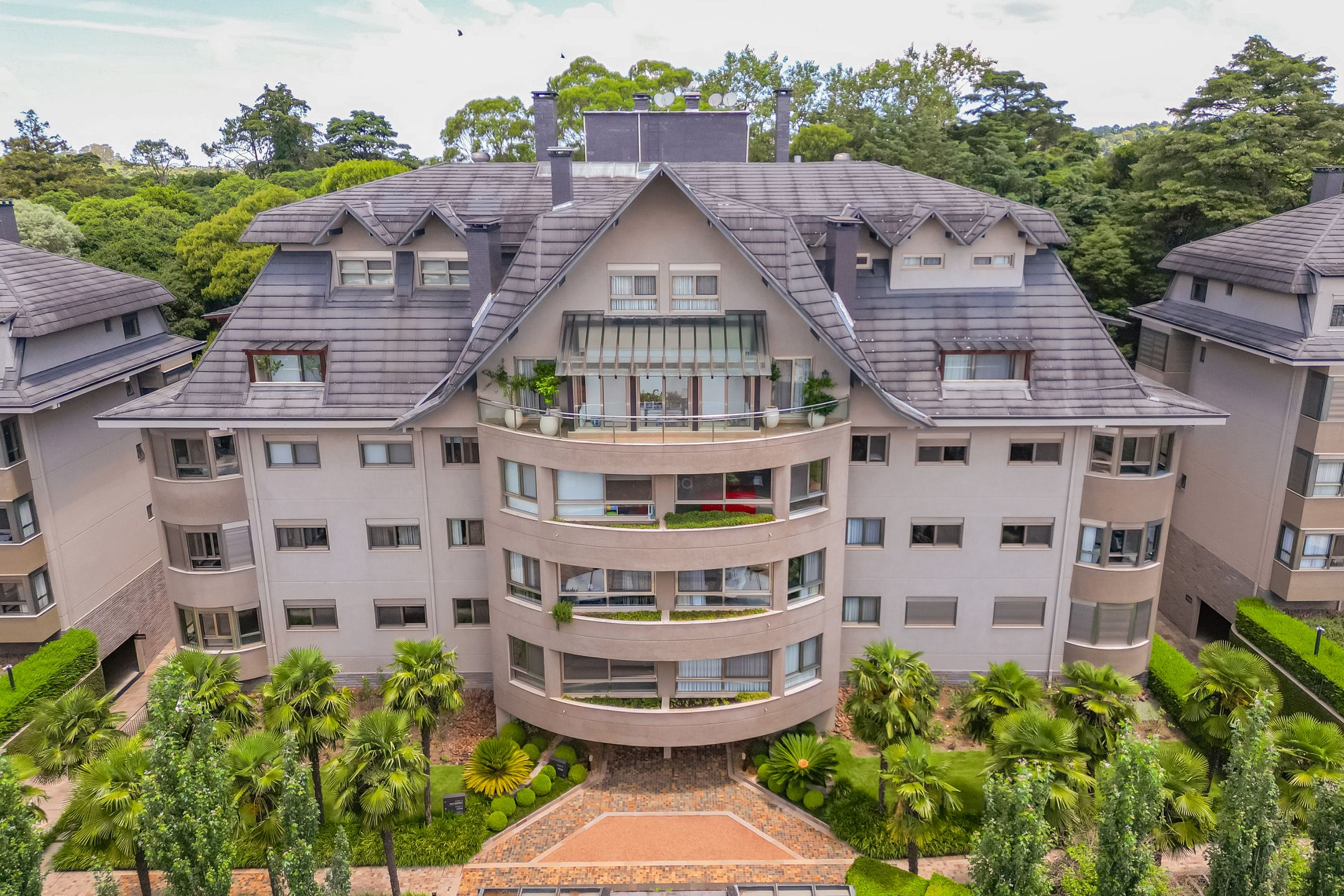 Apartamento 4 quartos sendo 4 suítes para venda no bairro Centro em Gramado