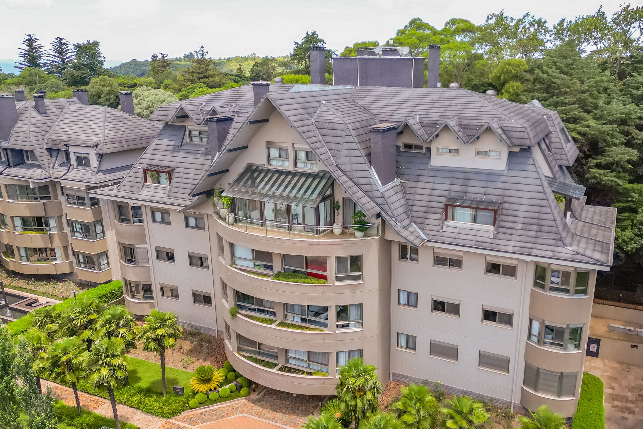 Apartamento 4 quartos sendo 4 suítes para venda no bairro Centro em Gramado