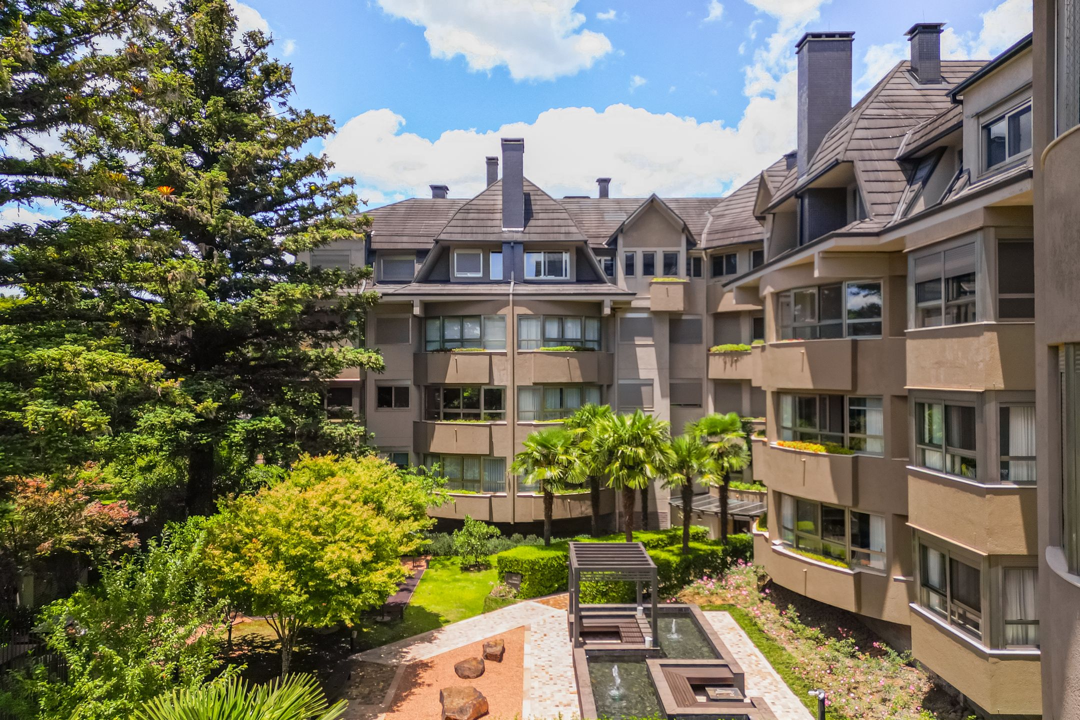 Apartamento 4 quartos sendo 4 suítes para venda no bairro Centro em Gramado