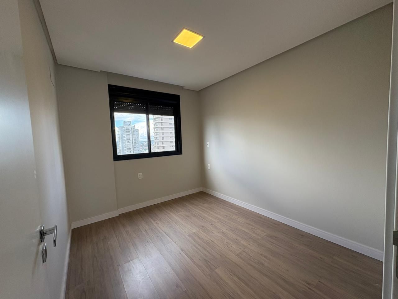 Apartamento 2 quartos sendo 2 suítes para venda no bairro Vila Rodrigues em Passo Fundo