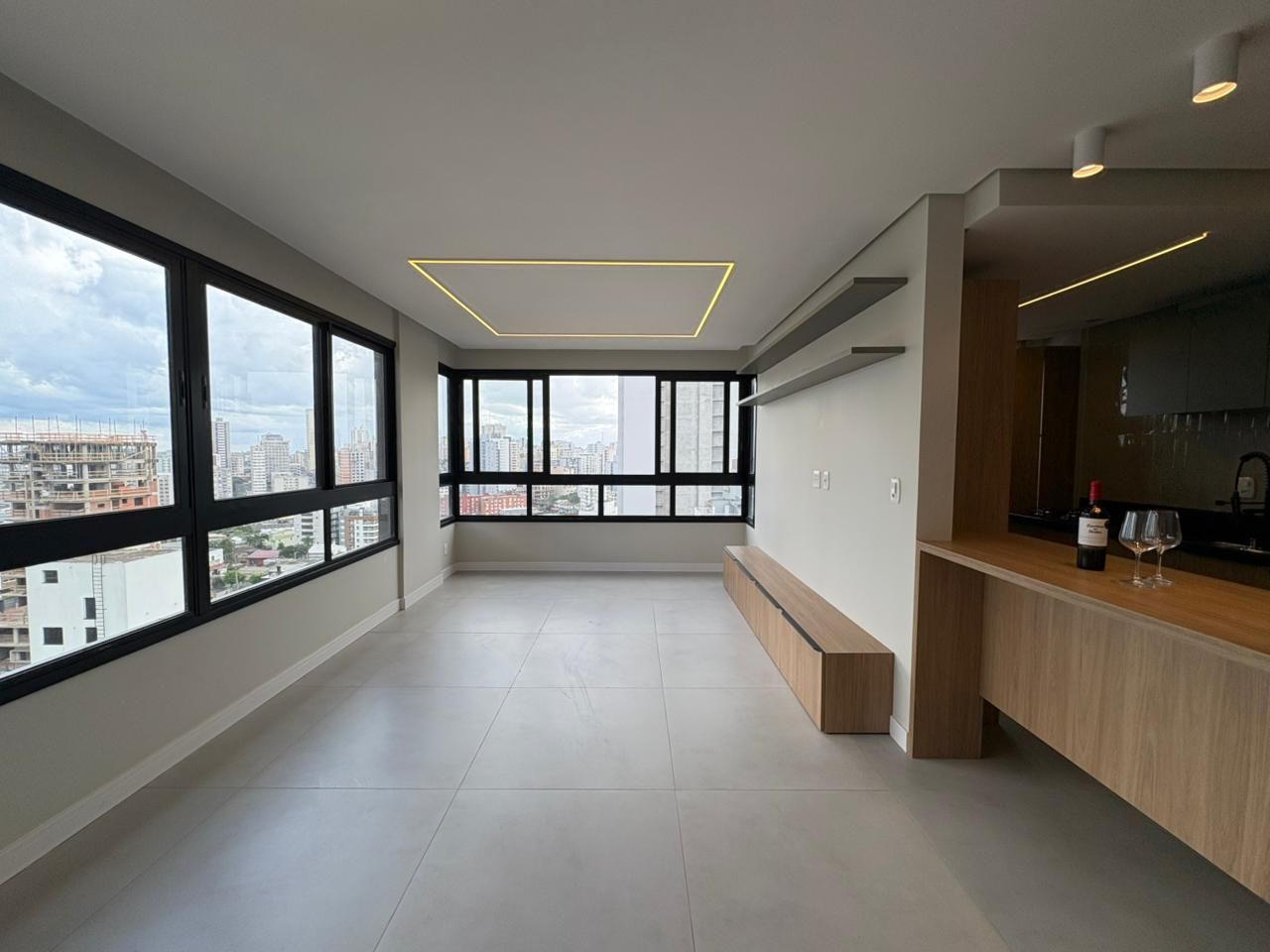 Apartamento 2 quartos sendo 2 suítes para venda no bairro Vila Rodrigues em Passo Fundo