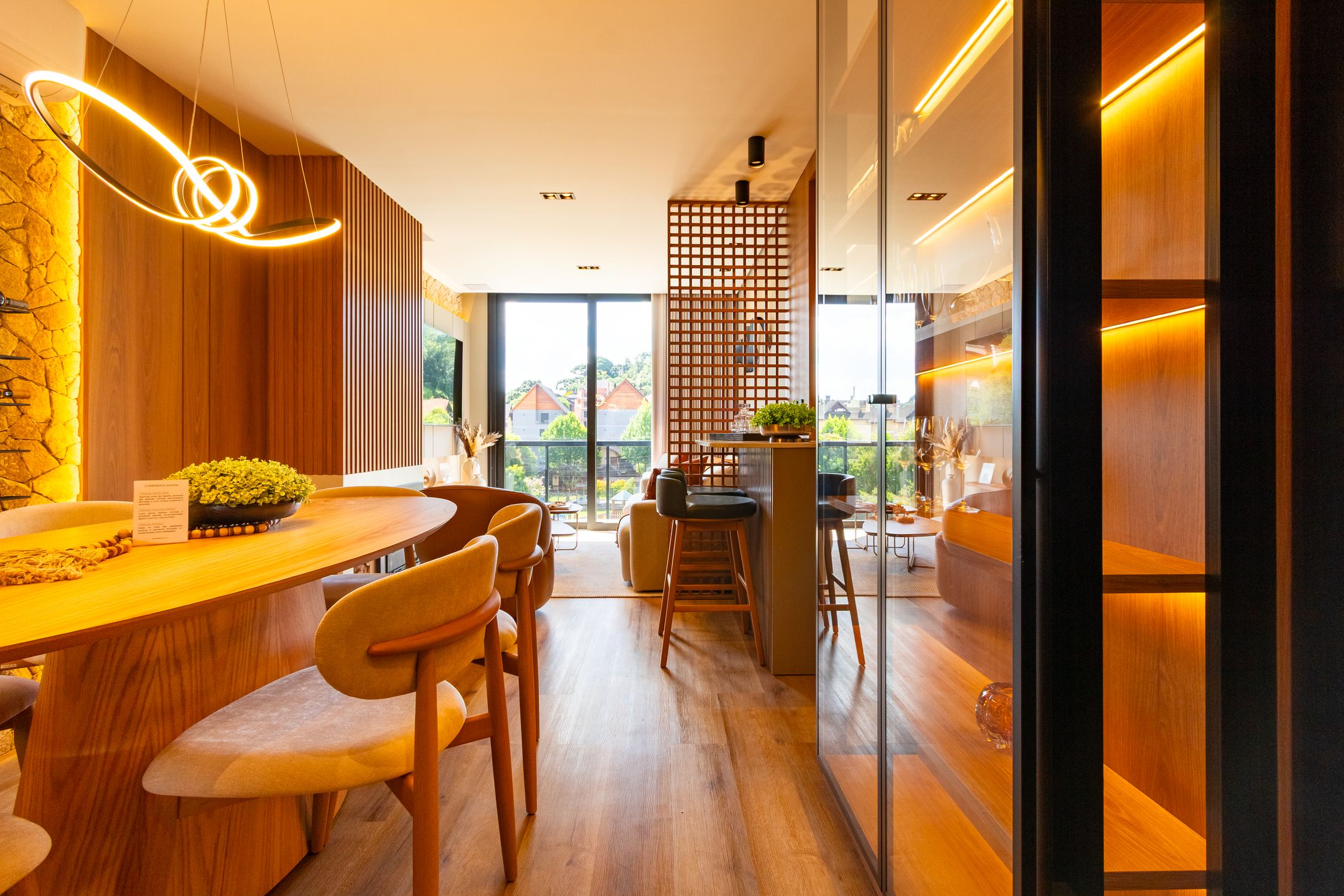 Apartamento 2 quartos sendo 2 suítes para venda no bairro Centro em Gramado