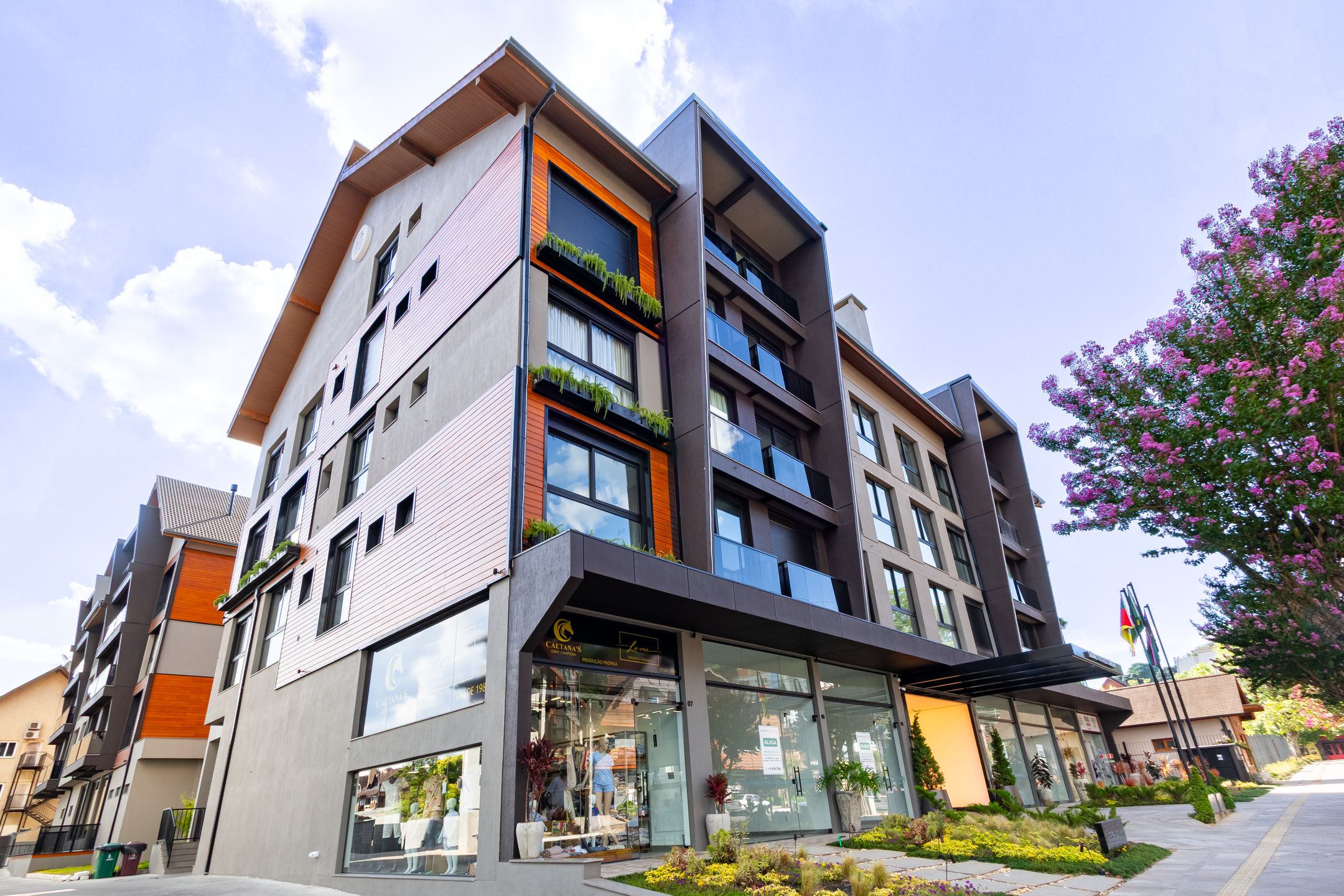 Apartamento 2 quartos sendo 2 suítes para venda no bairro Centro em Gramado