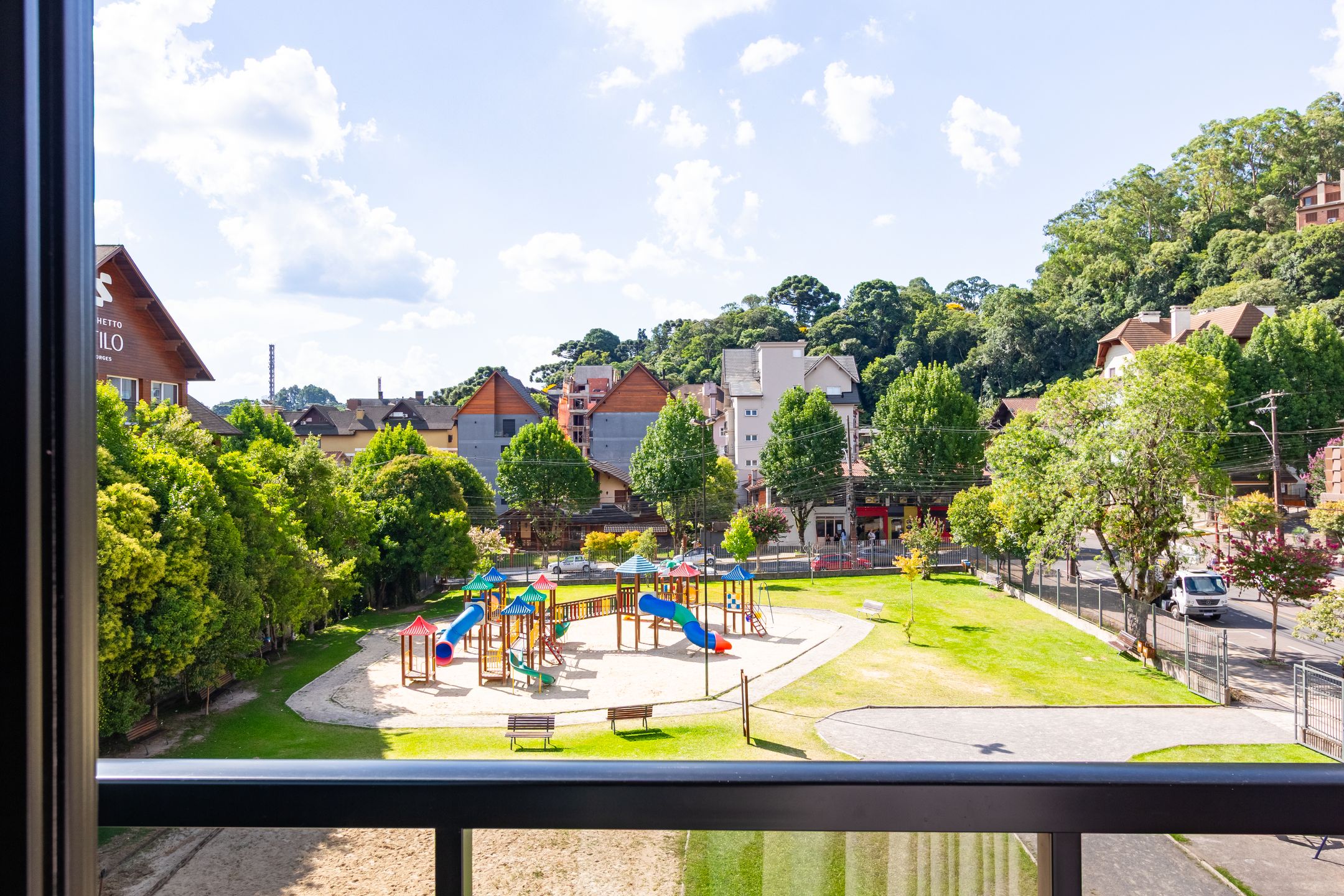 Apartamento 2 quartos sendo 2 suítes para venda no bairro Centro em Gramado