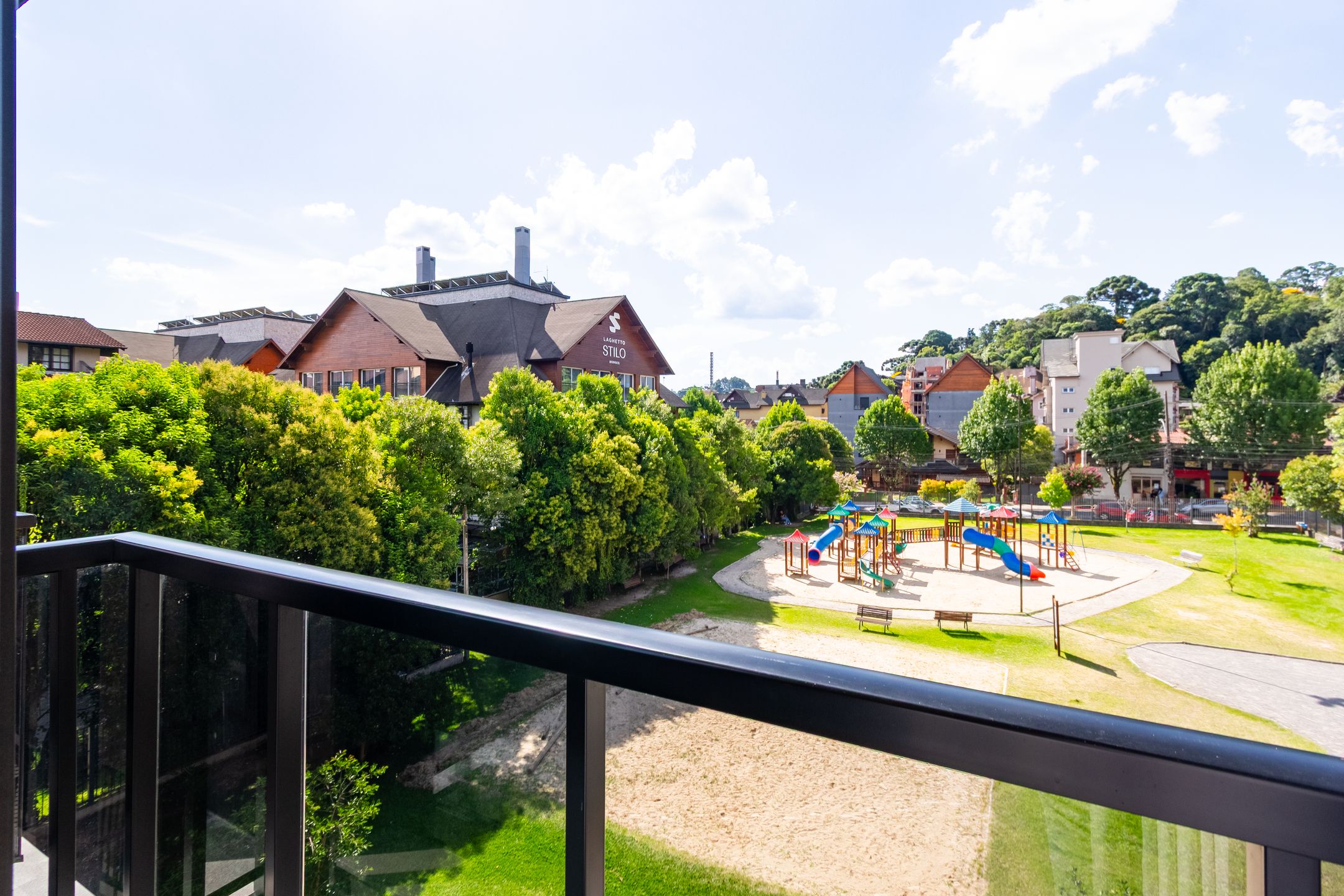 Apartamento 2 quartos sendo 2 suítes para venda no bairro Centro em Gramado