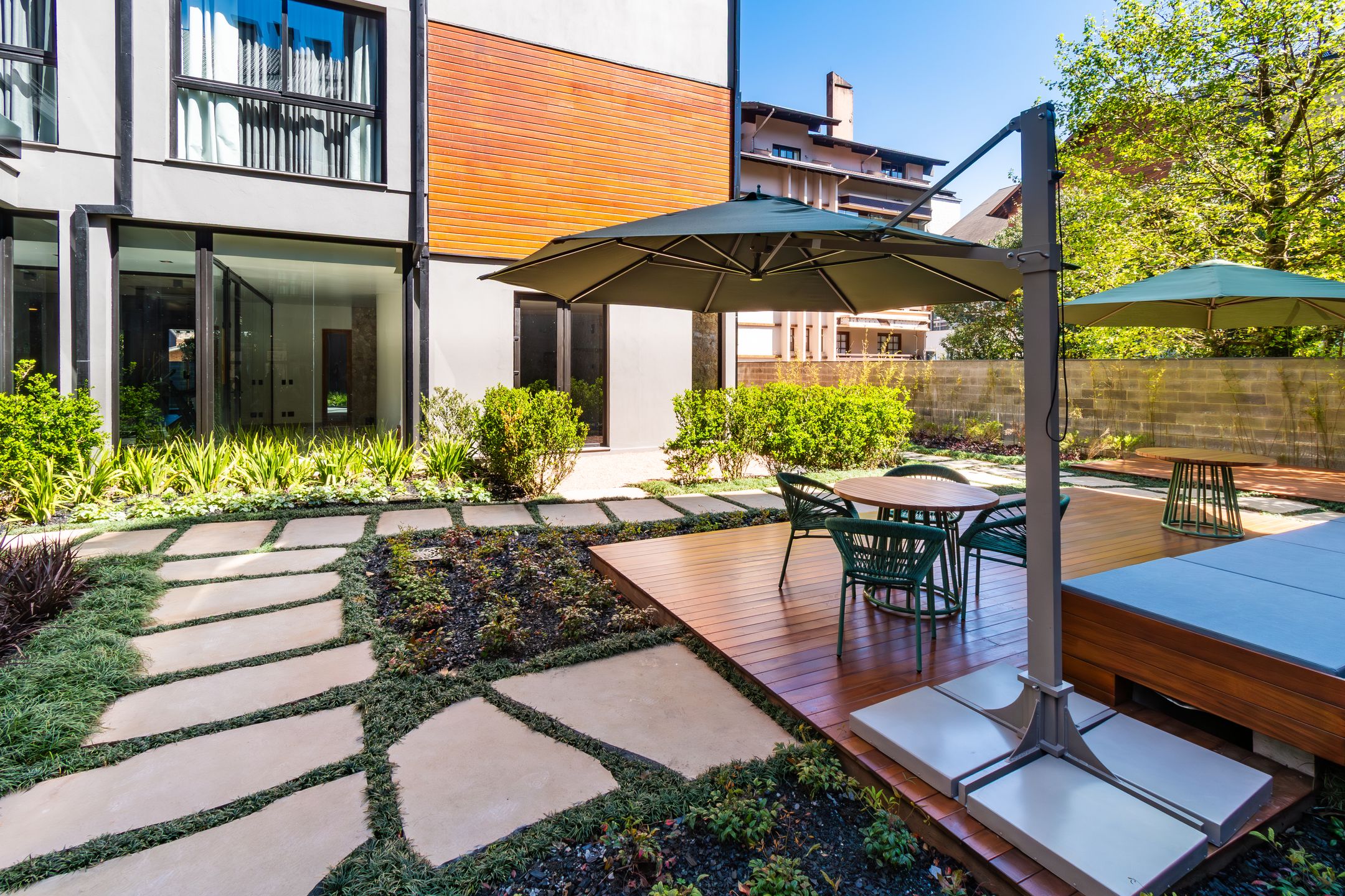 Apartamento 2 quartos sendo 2 suítes para venda no bairro Centro em Gramado