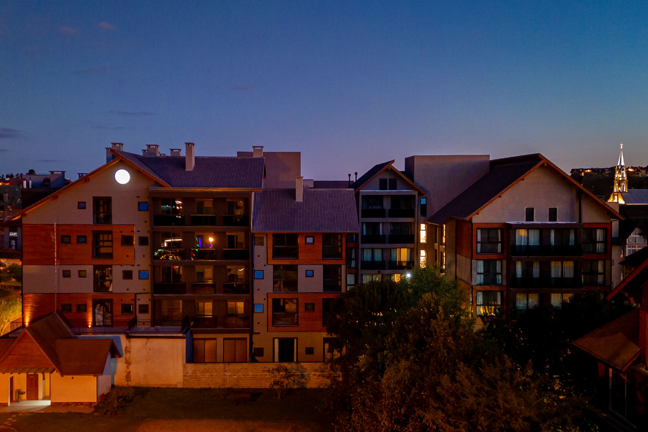 Apartamento 2 quartos sendo 2 suítes para venda no bairro Centro em Gramado