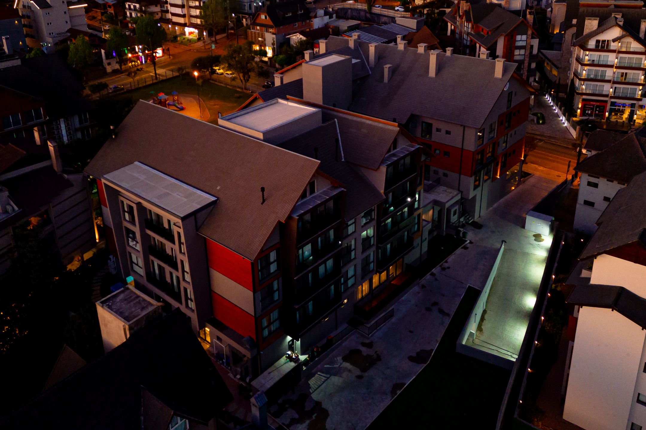 Apartamento 2 quartos sendo 2 suítes para venda no bairro Centro em Gramado