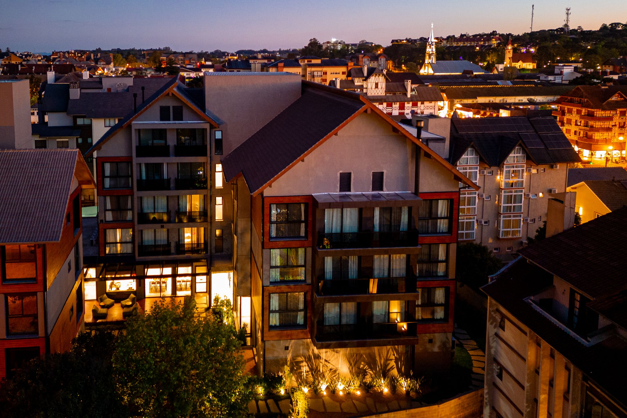 Apartamento 2 quartos sendo 2 suítes para venda no bairro Centro em Gramado