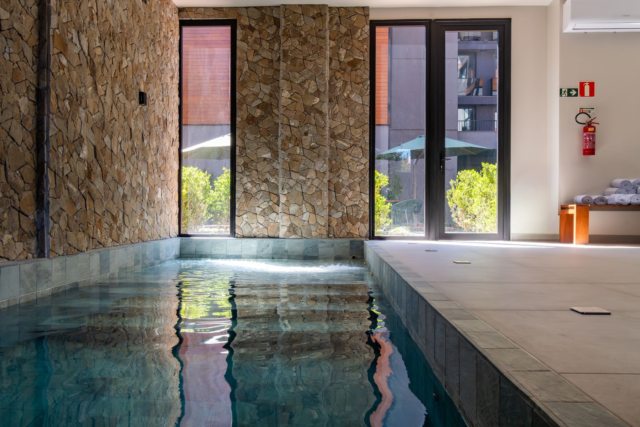 Apartamento 2 quartos sendo 2 suítes para venda no bairro Centro em Gramado