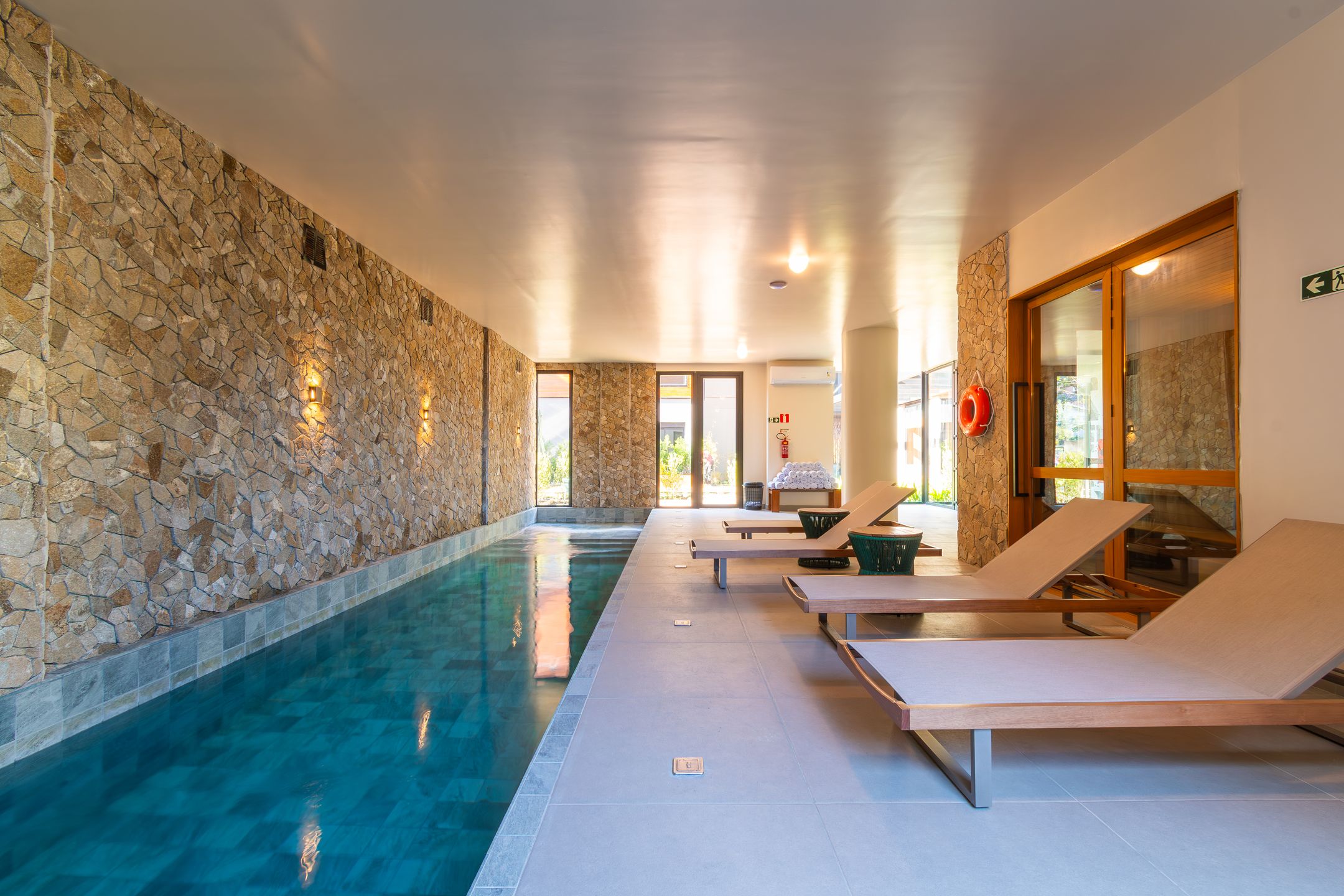 Apartamento 2 quartos sendo 2 suítes para venda no bairro Centro em Gramado