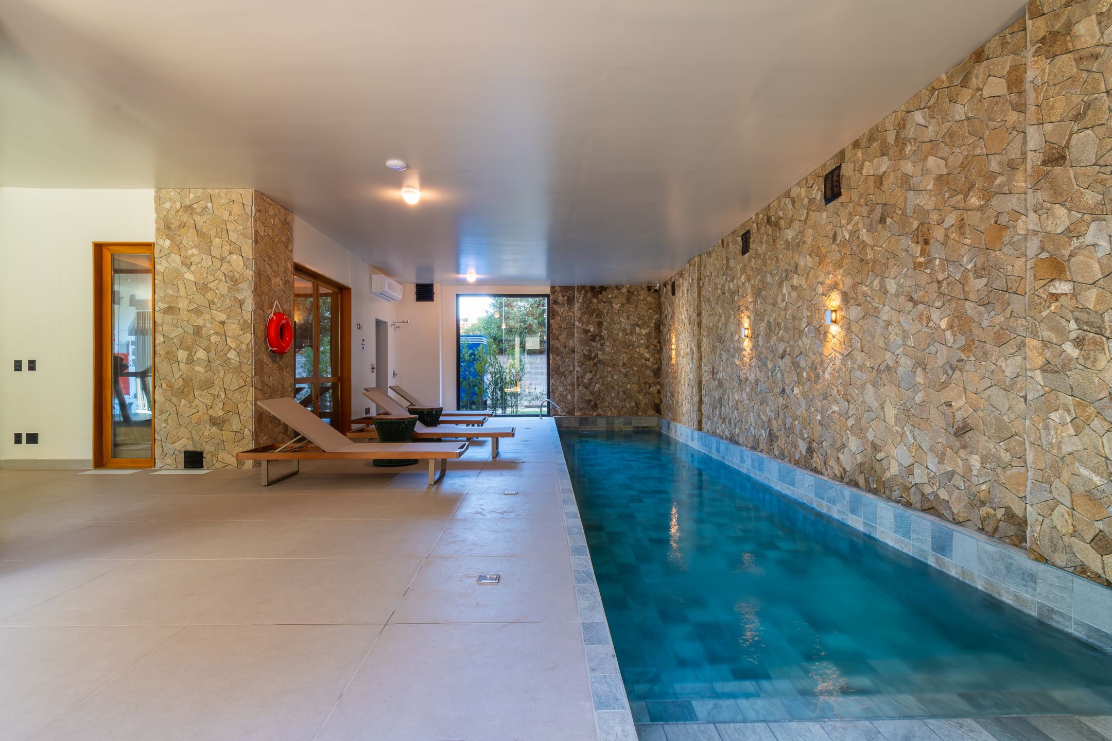 Apartamento 2 quartos sendo 2 suítes para venda no bairro Centro em Gramado