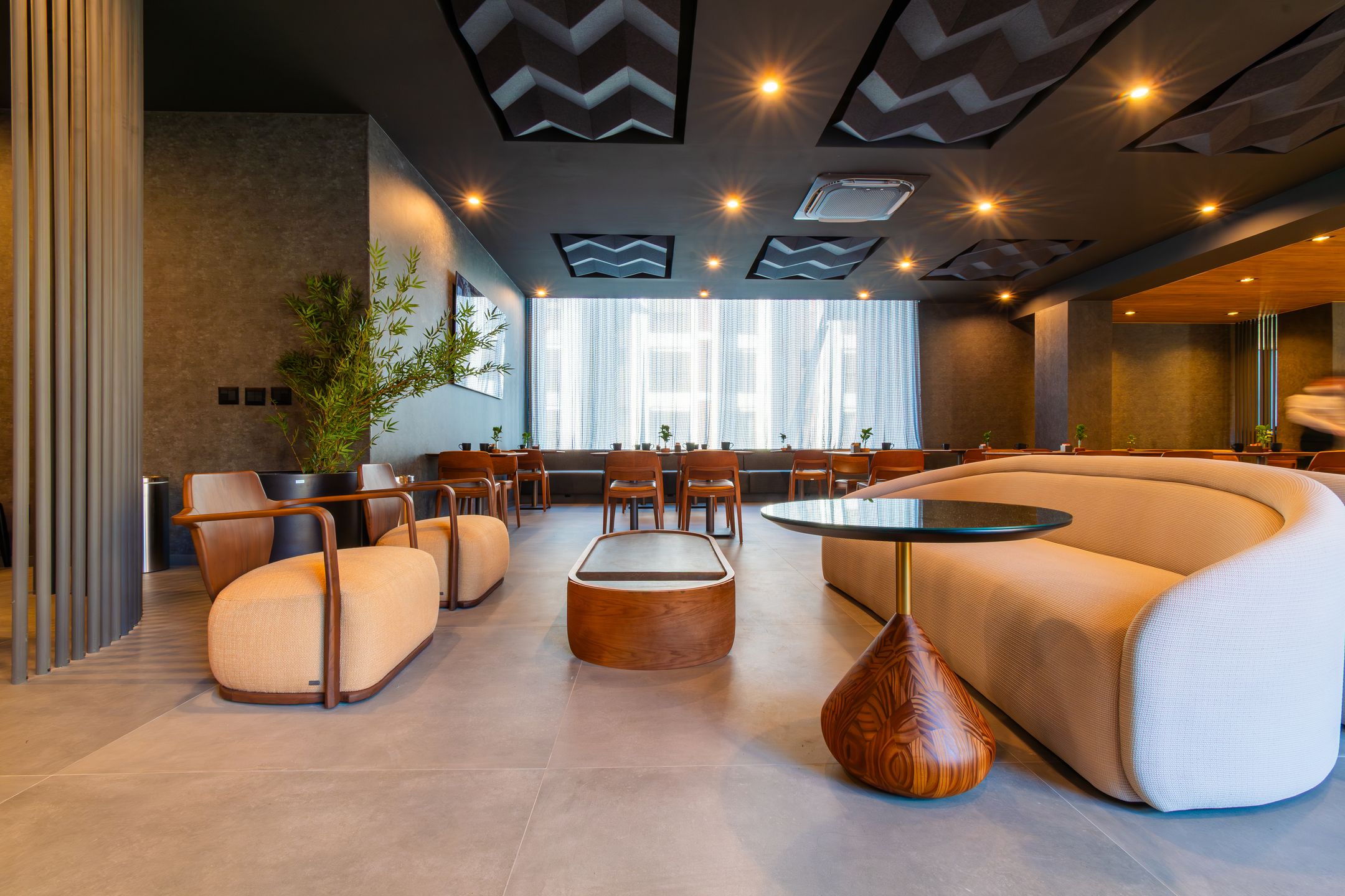 Apartamento 2 quartos sendo 2 suítes para venda no bairro Centro em Gramado