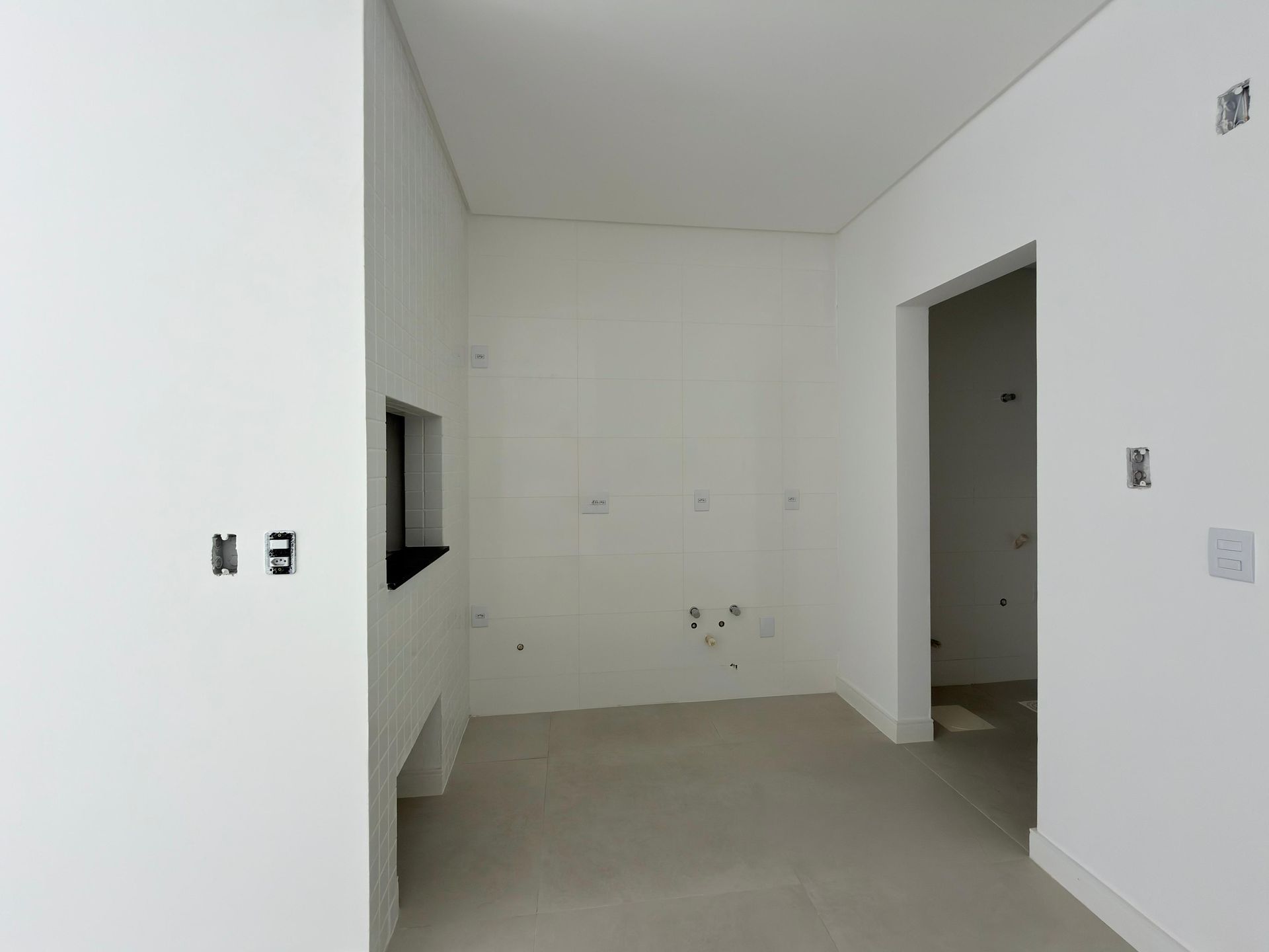 Apartamento 1 quarto sendo 1 suíte para venda no bairro Zona Nova em Capão da Canoa