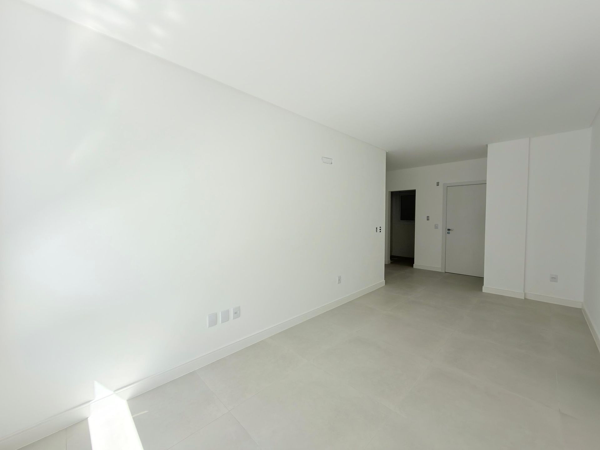 Apartamento 1 quarto sendo 1 suíte para venda no bairro Zona Nova em Capão da Canoa