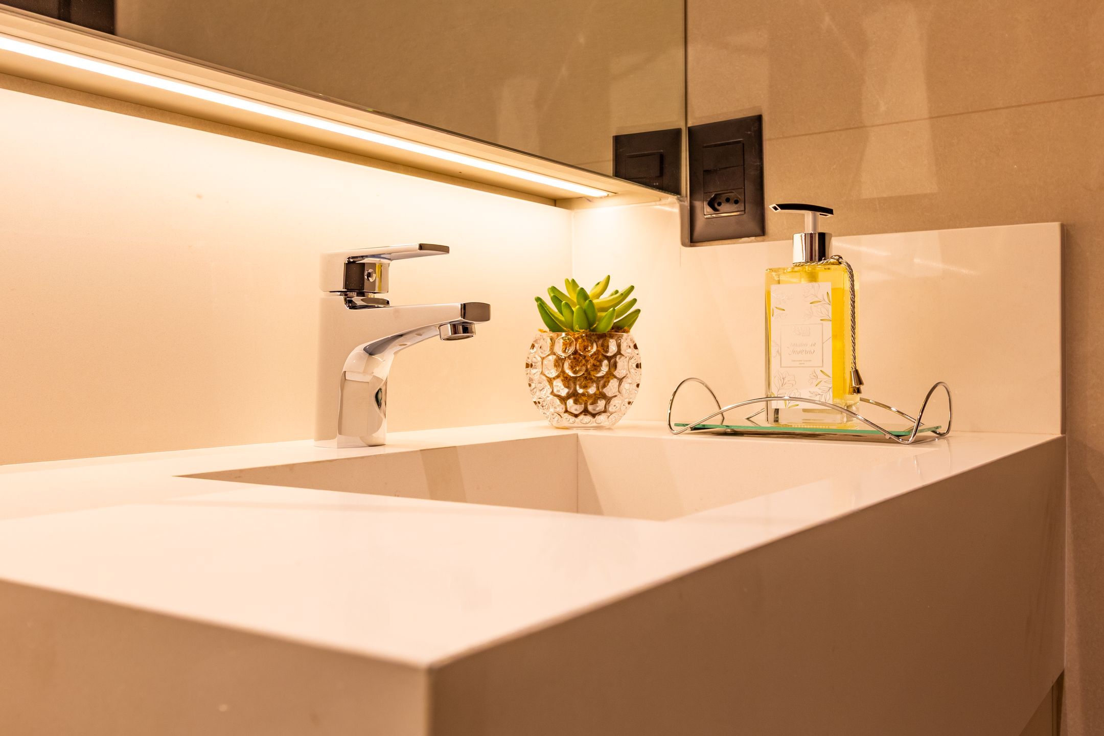 Apartamento 2 quartos sendo 2 suítes para venda no bairro Centro em Gramado