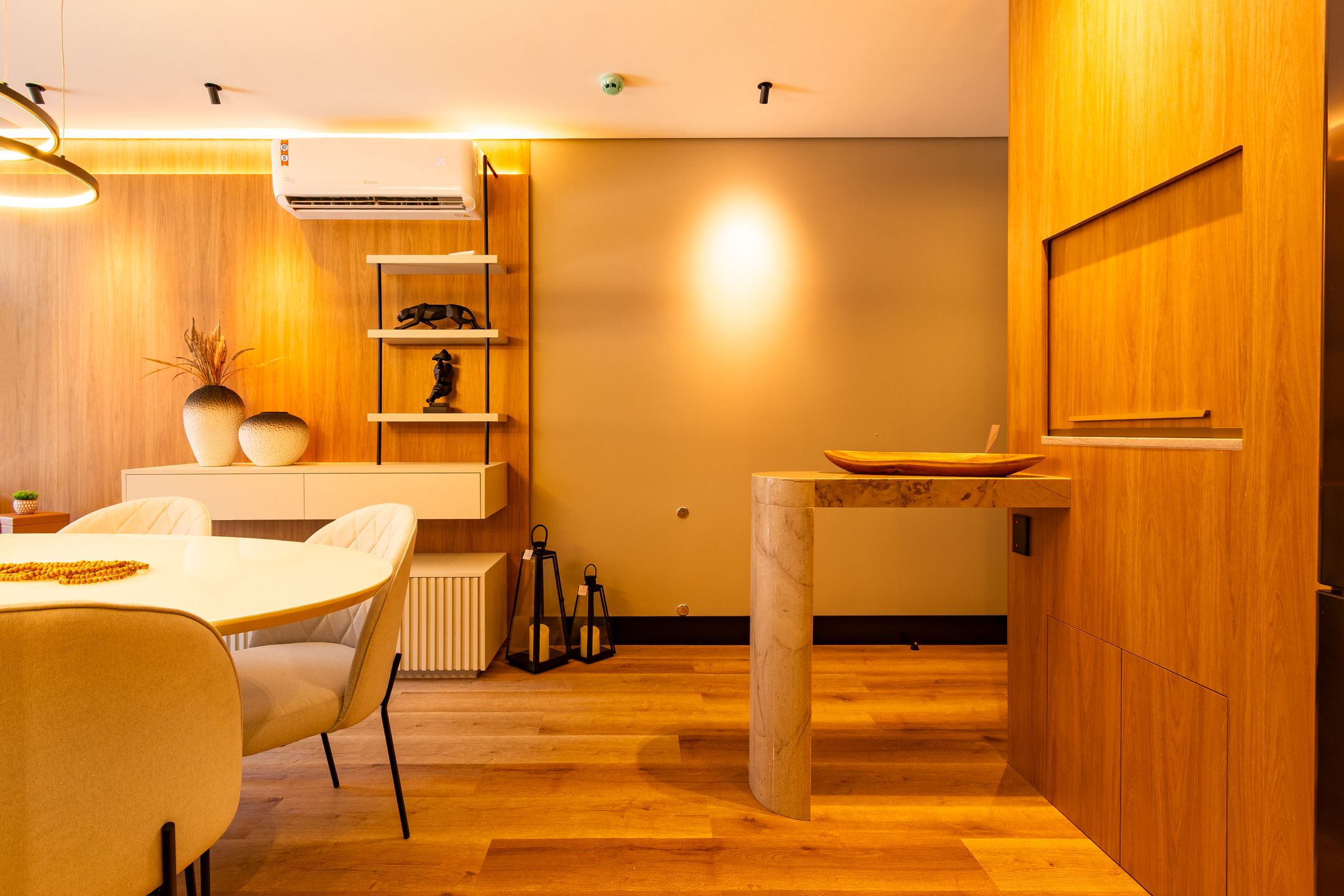 Apartamento 2 quartos sendo 2 suítes para venda no bairro Centro em Gramado