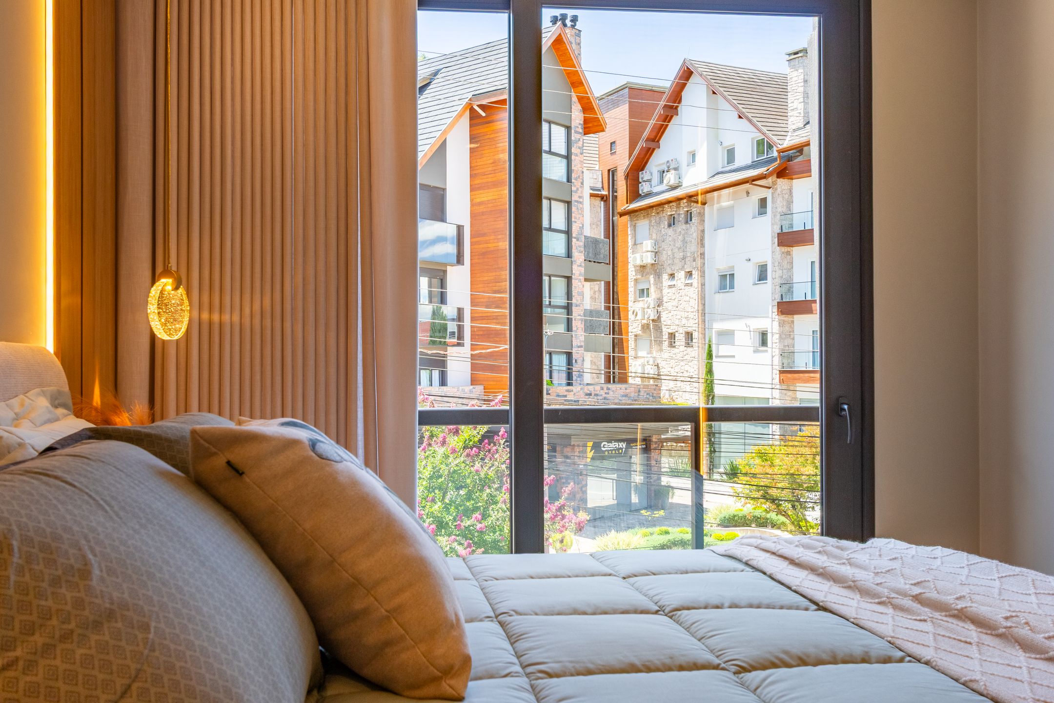 Apartamento 2 quartos sendo 2 suítes para venda no bairro Centro em Gramado