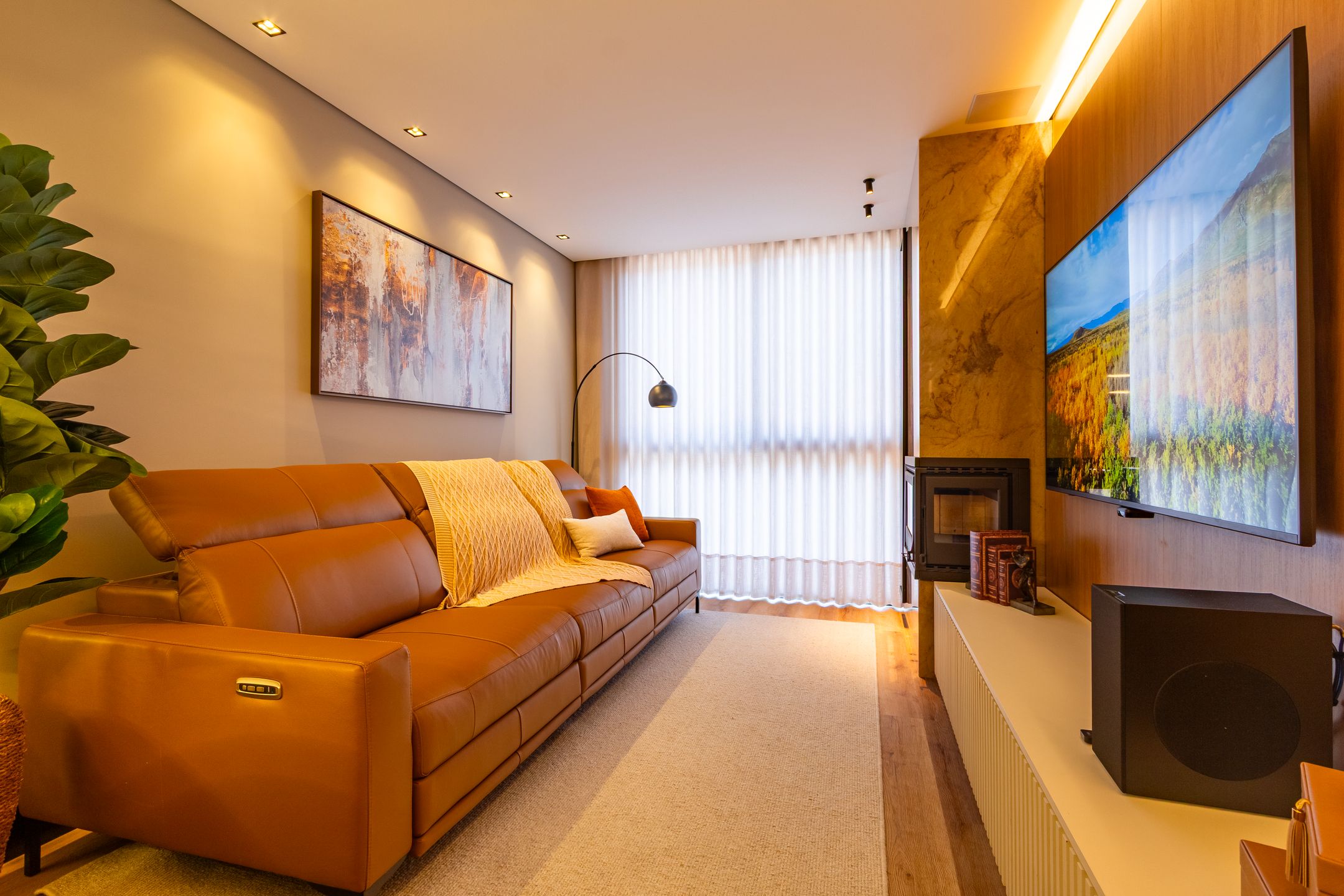 Apartamento 2 quartos sendo 2 suítes para venda no bairro Centro em Gramado