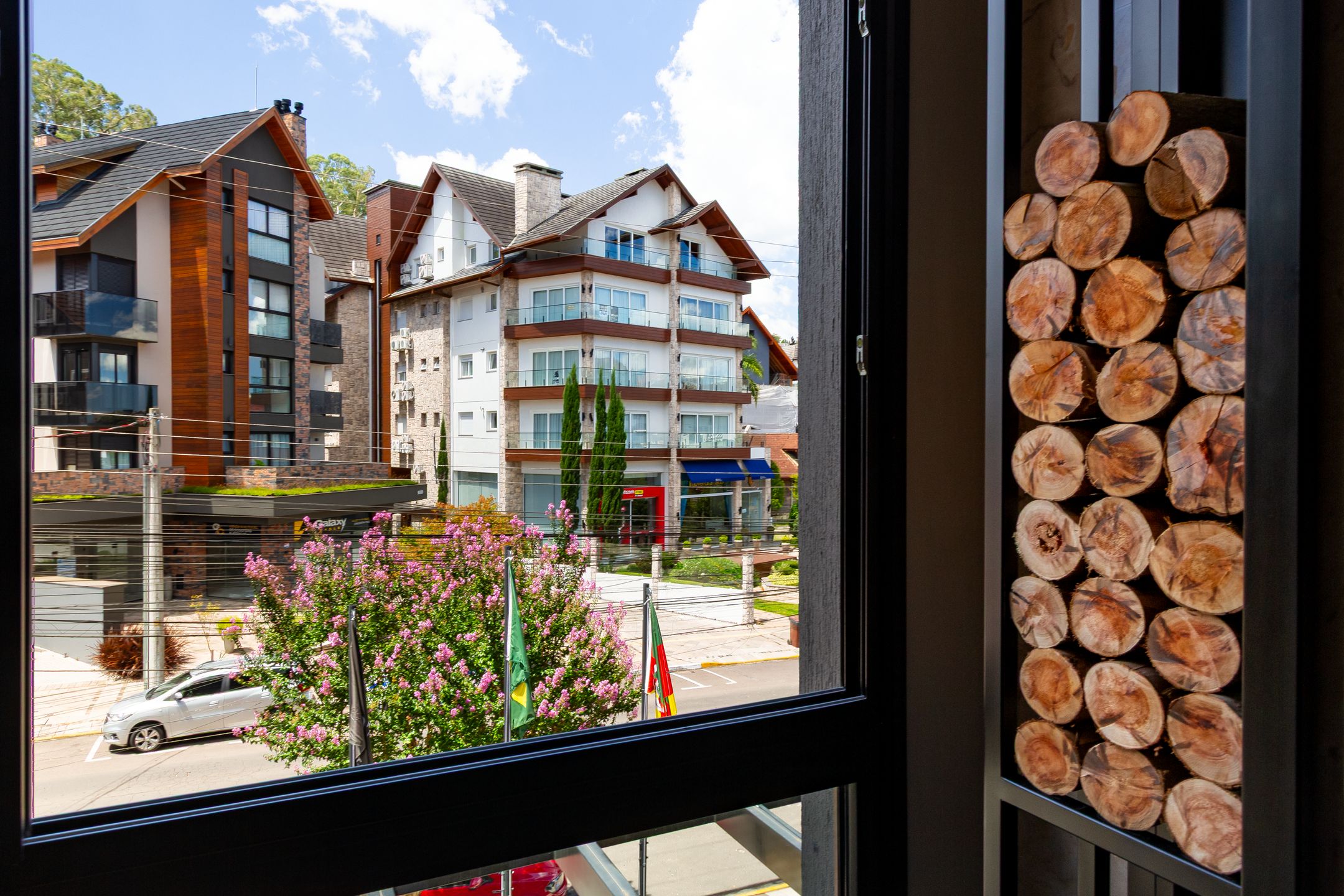 Apartamento 2 quartos sendo 2 suítes para venda no bairro Centro em Gramado