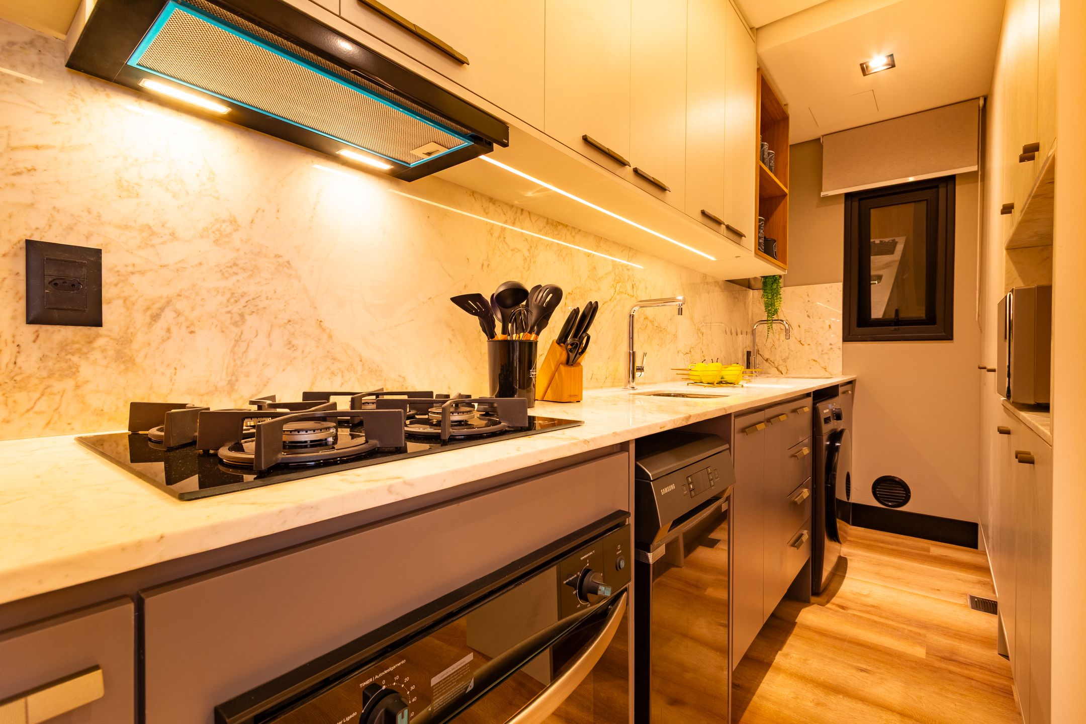 Apartamento 2 quartos sendo 2 suítes para venda no bairro Centro em Gramado