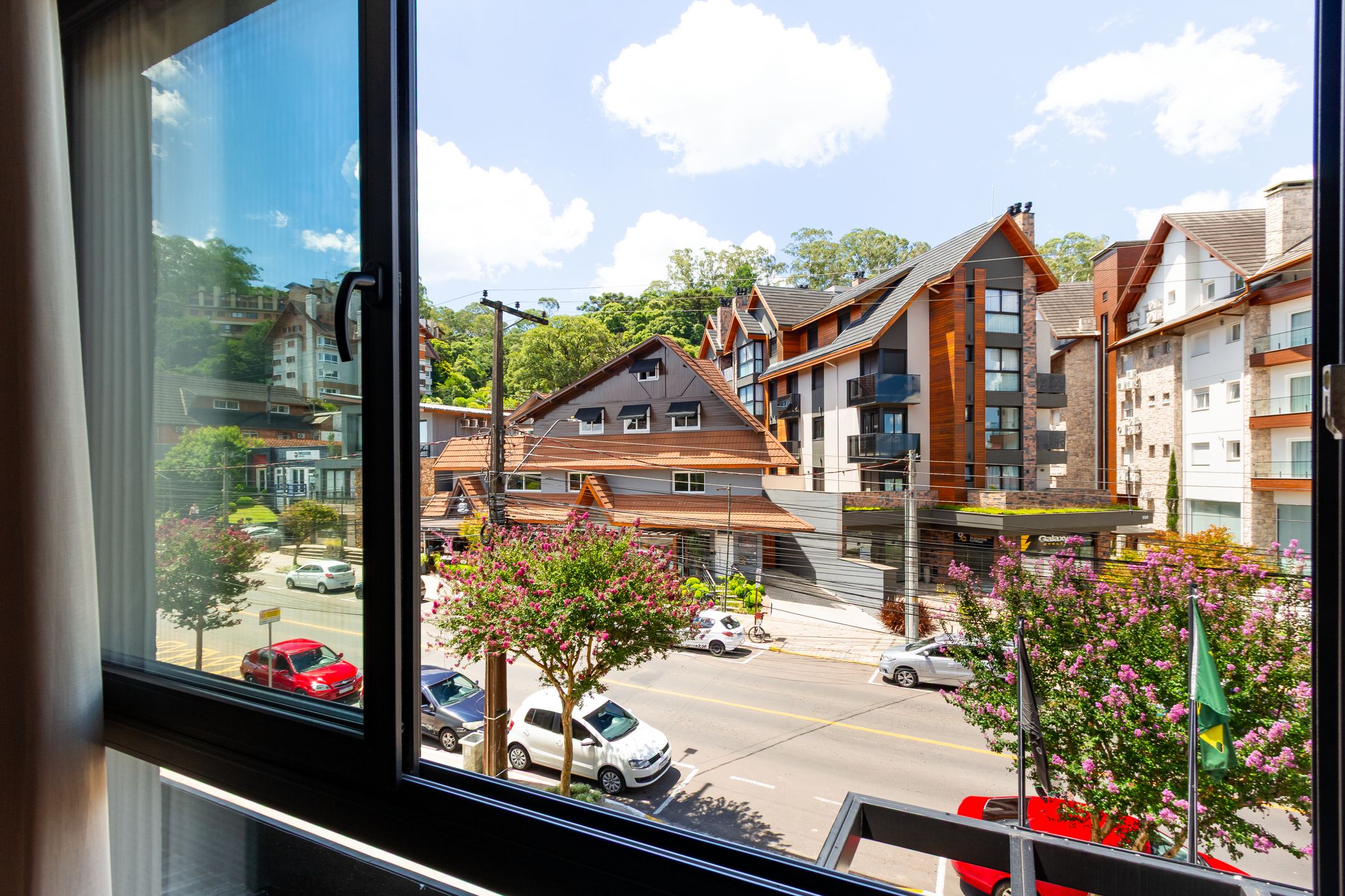 Apartamento 2 quartos sendo 2 suítes para venda no bairro Centro em Gramado