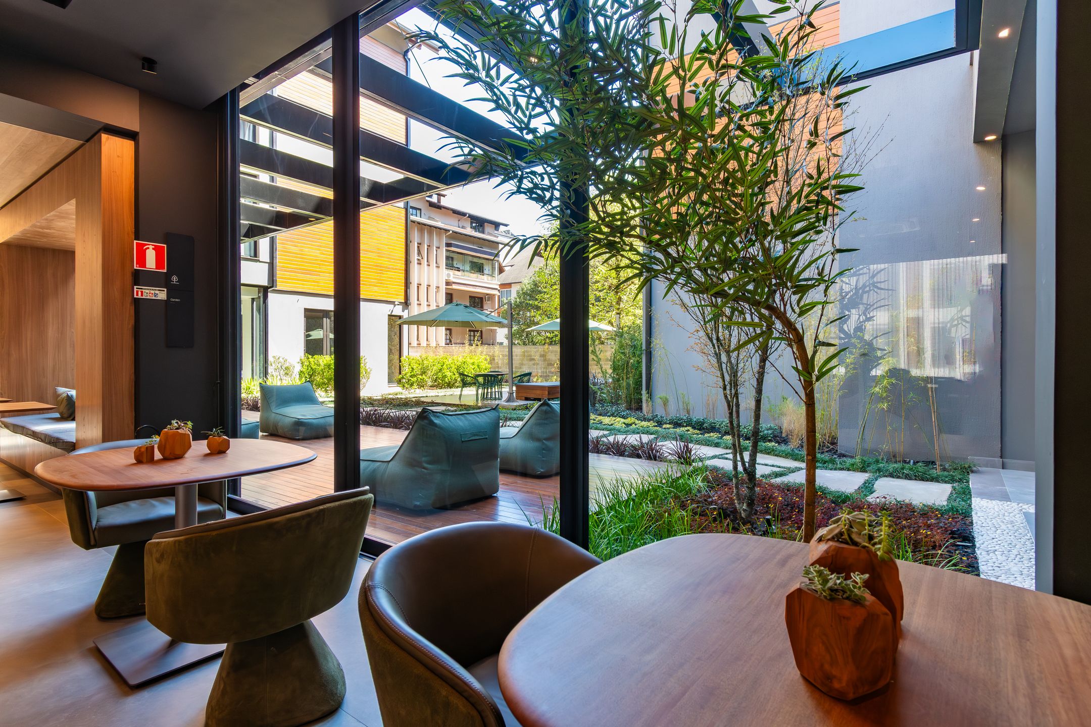 Apartamento 2 quartos sendo 2 suítes para venda no bairro Centro em Gramado