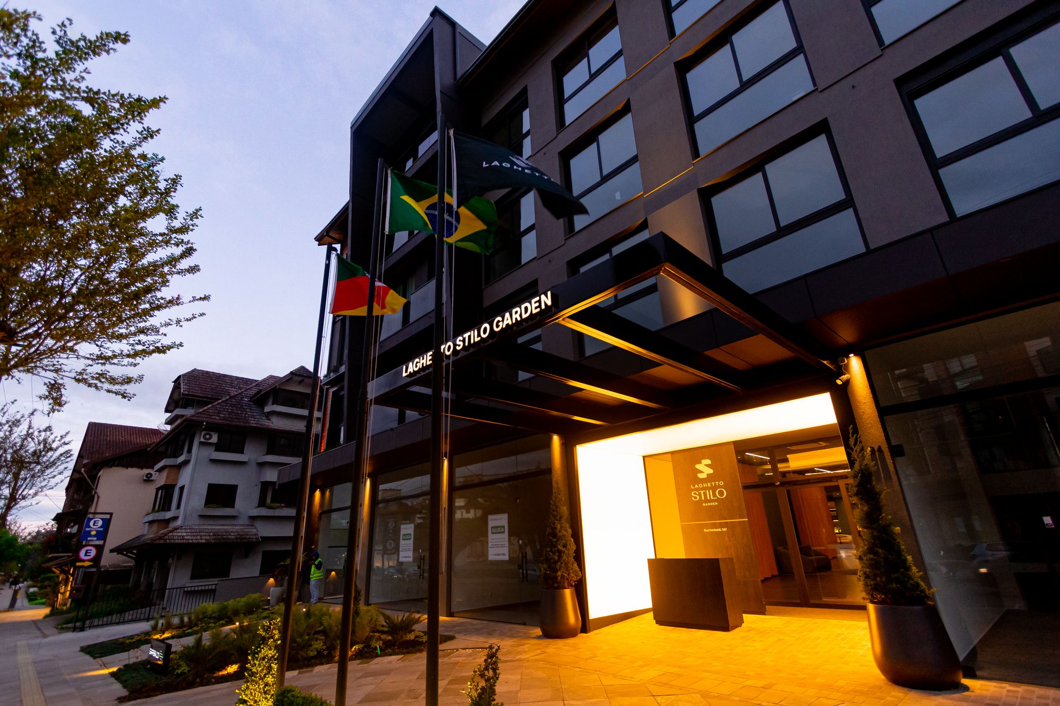 Apartamento 2 quartos sendo 2 suítes para venda no bairro Centro em Gramado