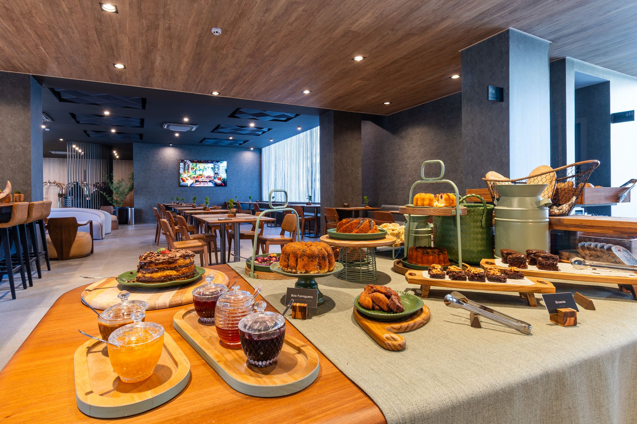 Apartamento 2 quartos sendo 2 suítes para venda no bairro Centro em Gramado