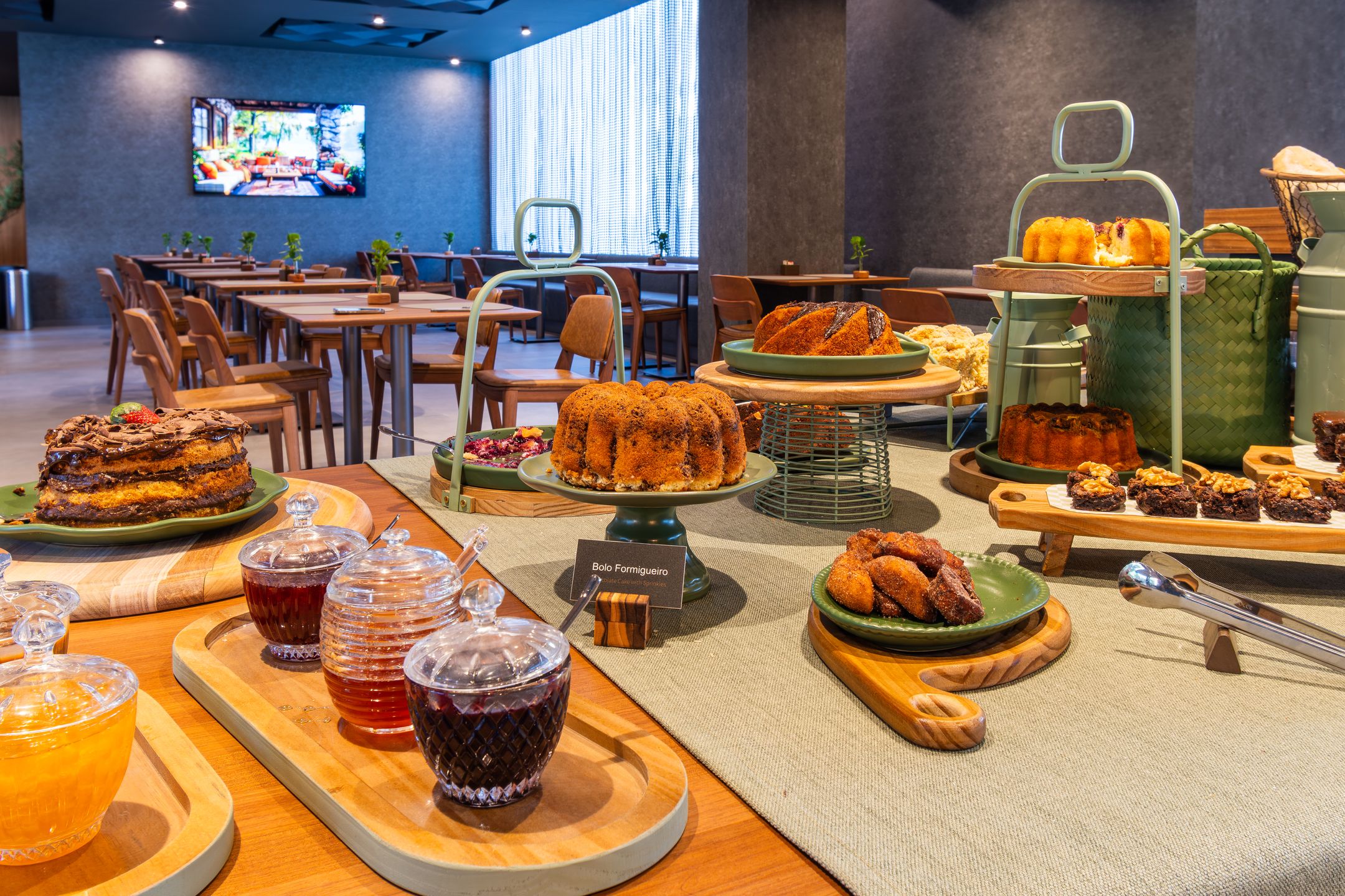 Apartamento 2 quartos sendo 2 suítes para venda no bairro Centro em Gramado