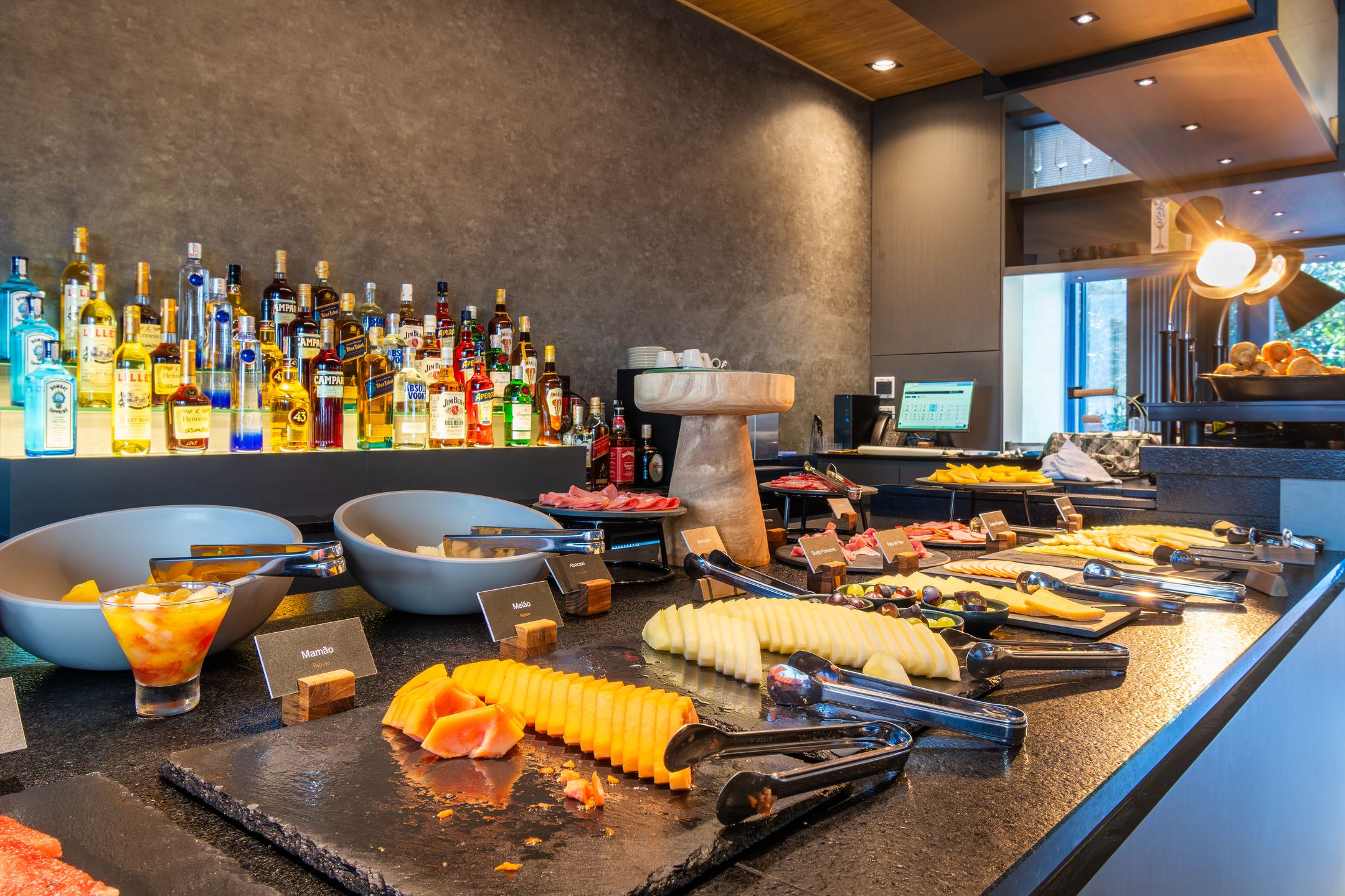 Apartamento 2 quartos sendo 2 suítes para venda no bairro Centro em Gramado