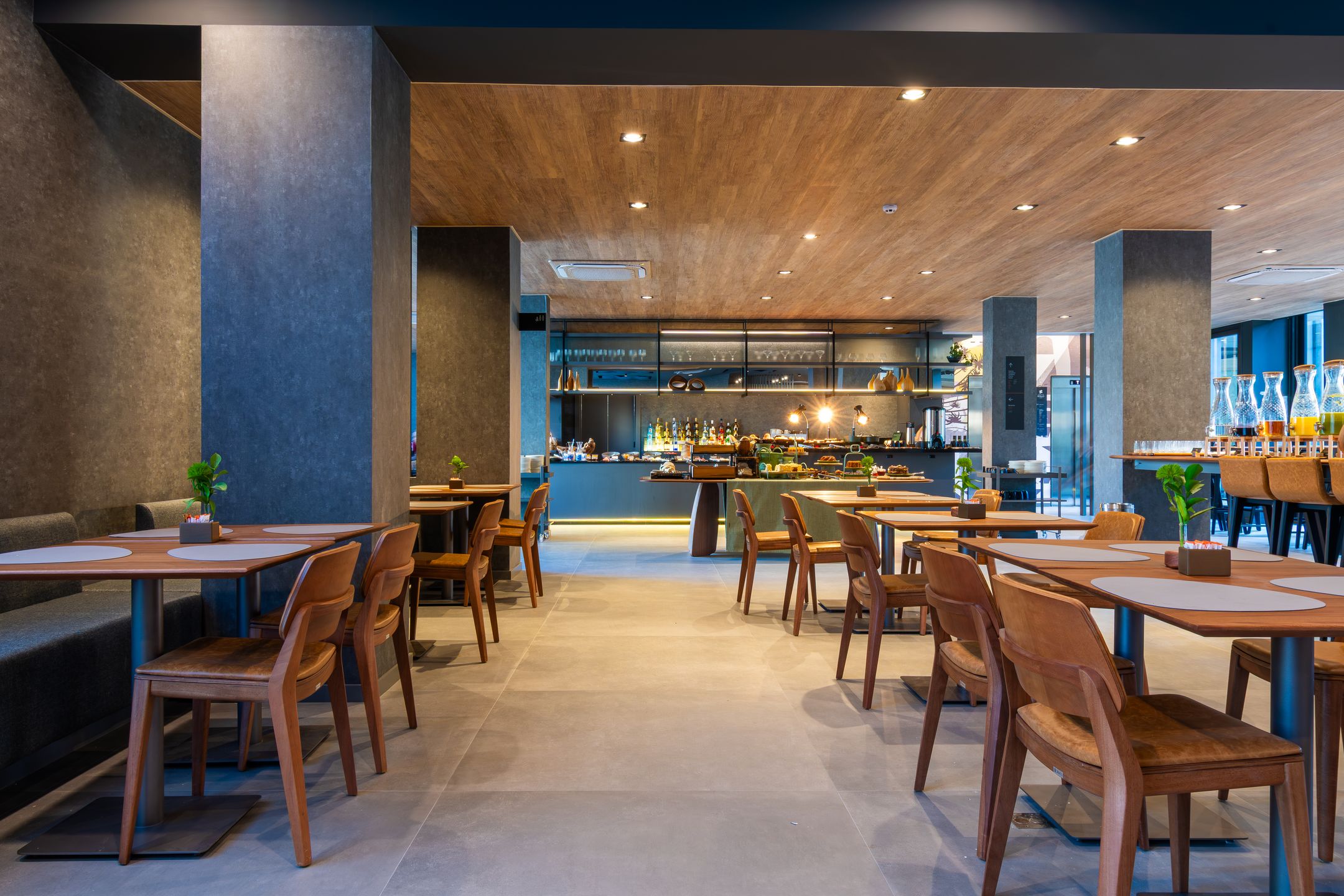 Apartamento 2 quartos sendo 2 suítes para venda no bairro Centro em Gramado