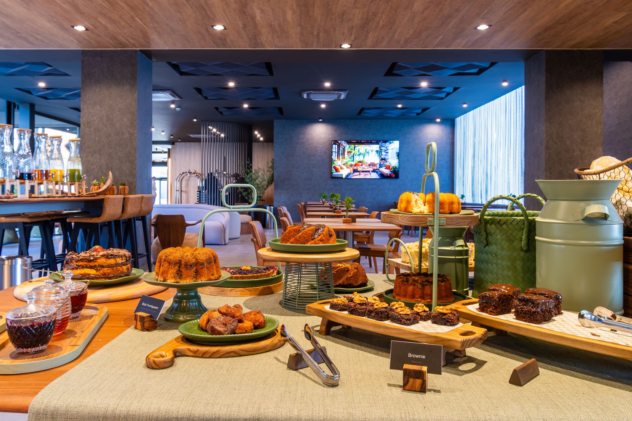 Apartamento 2 quartos sendo 2 suítes para venda no bairro Centro em Gramado