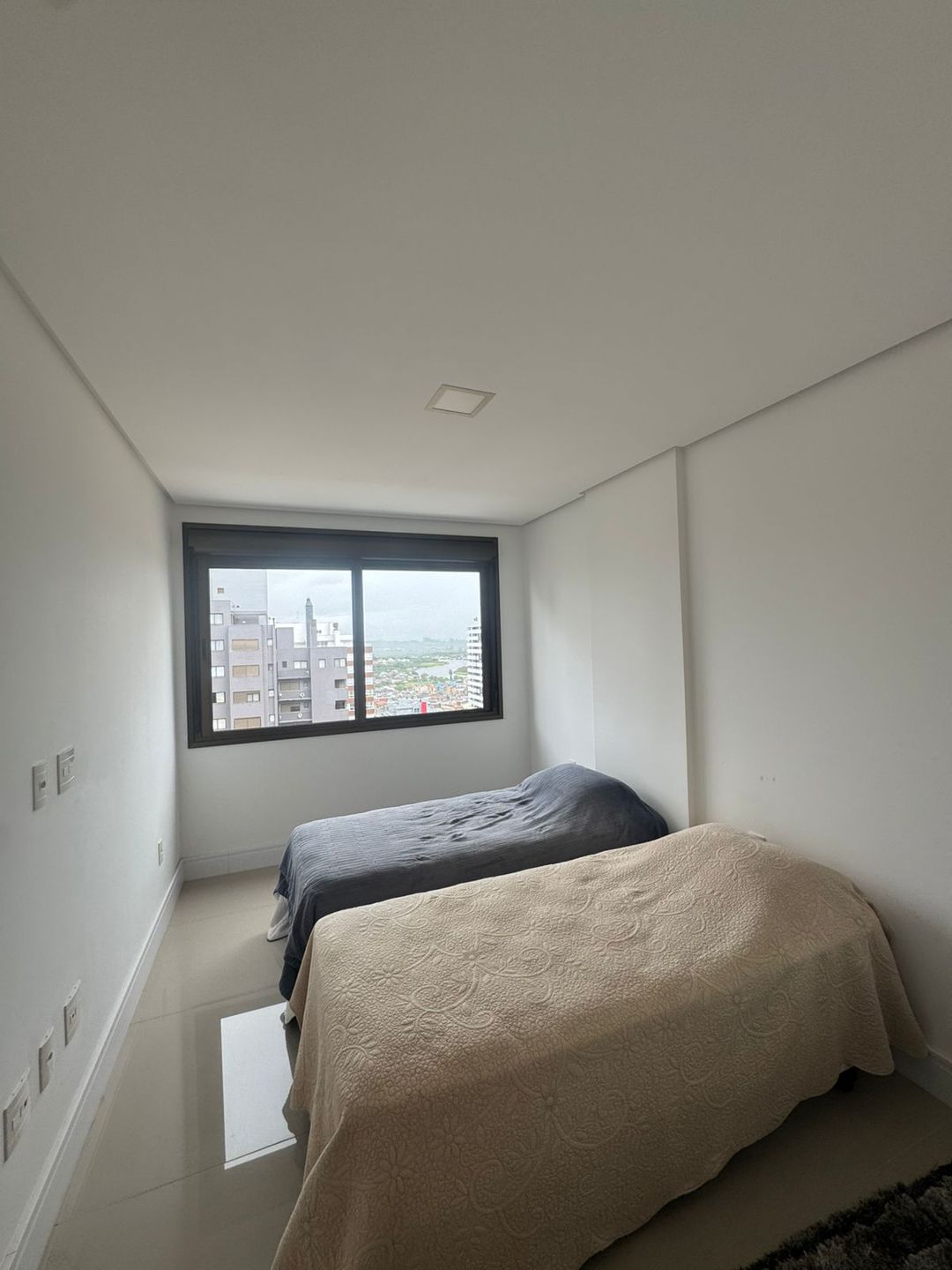 Apartamento 3 quartos sendo 1 suíte para venda no bairro Praia Grande em Torres