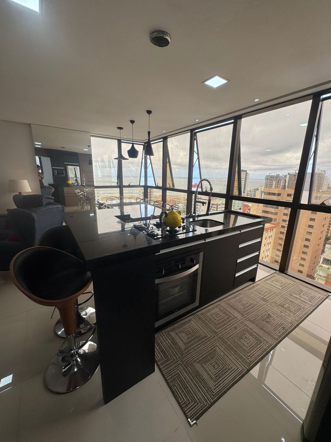 Apartamento 3 quartos sendo 1 suíte para venda no bairro Praia Grande em Torres