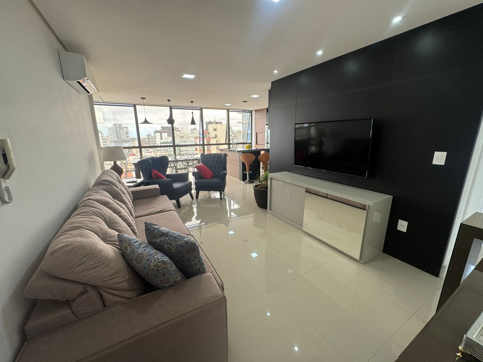 Apartamento 3 quartos sendo 1 suíte para venda no bairro Praia Grande em Torres