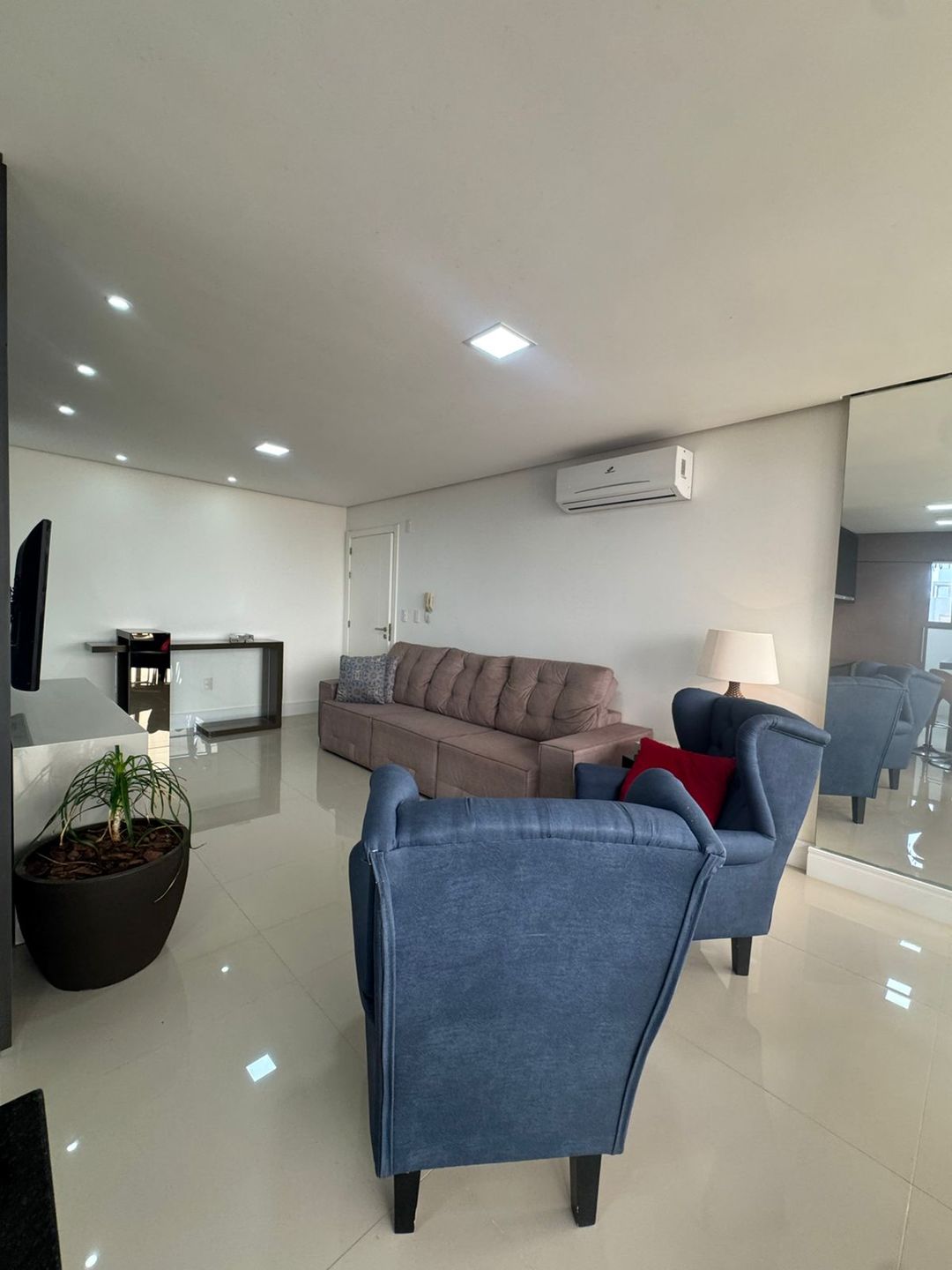 Apartamento 3 quartos sendo 1 suíte para venda no bairro Praia Grande em Torres