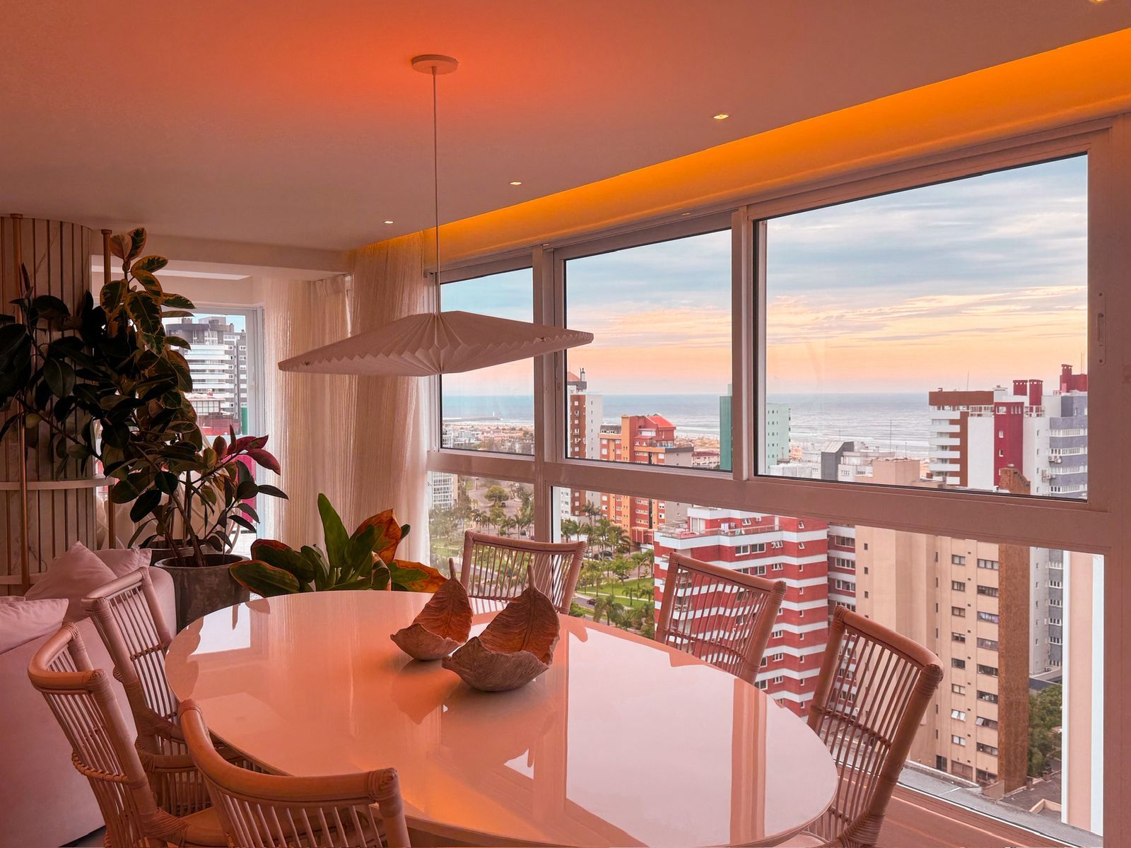 Cobertura 3 quartos sendo 1 suíte para venda no bairro Centro em Torres