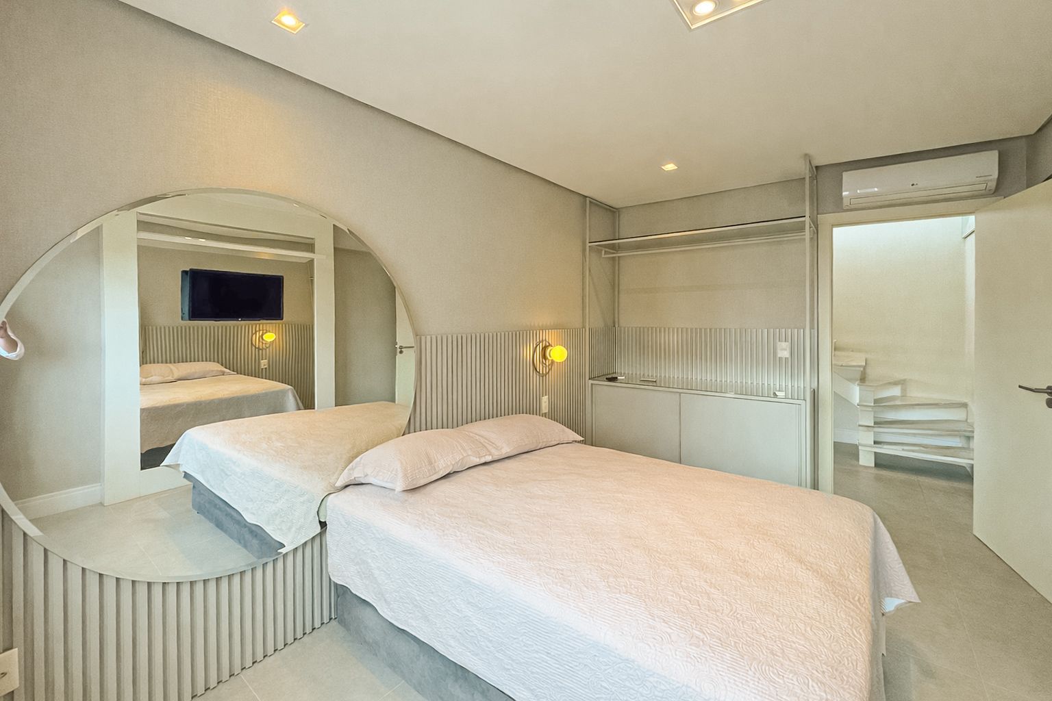 Cobertura 3 quartos sendo 1 suíte para venda no bairro Centro em Torres