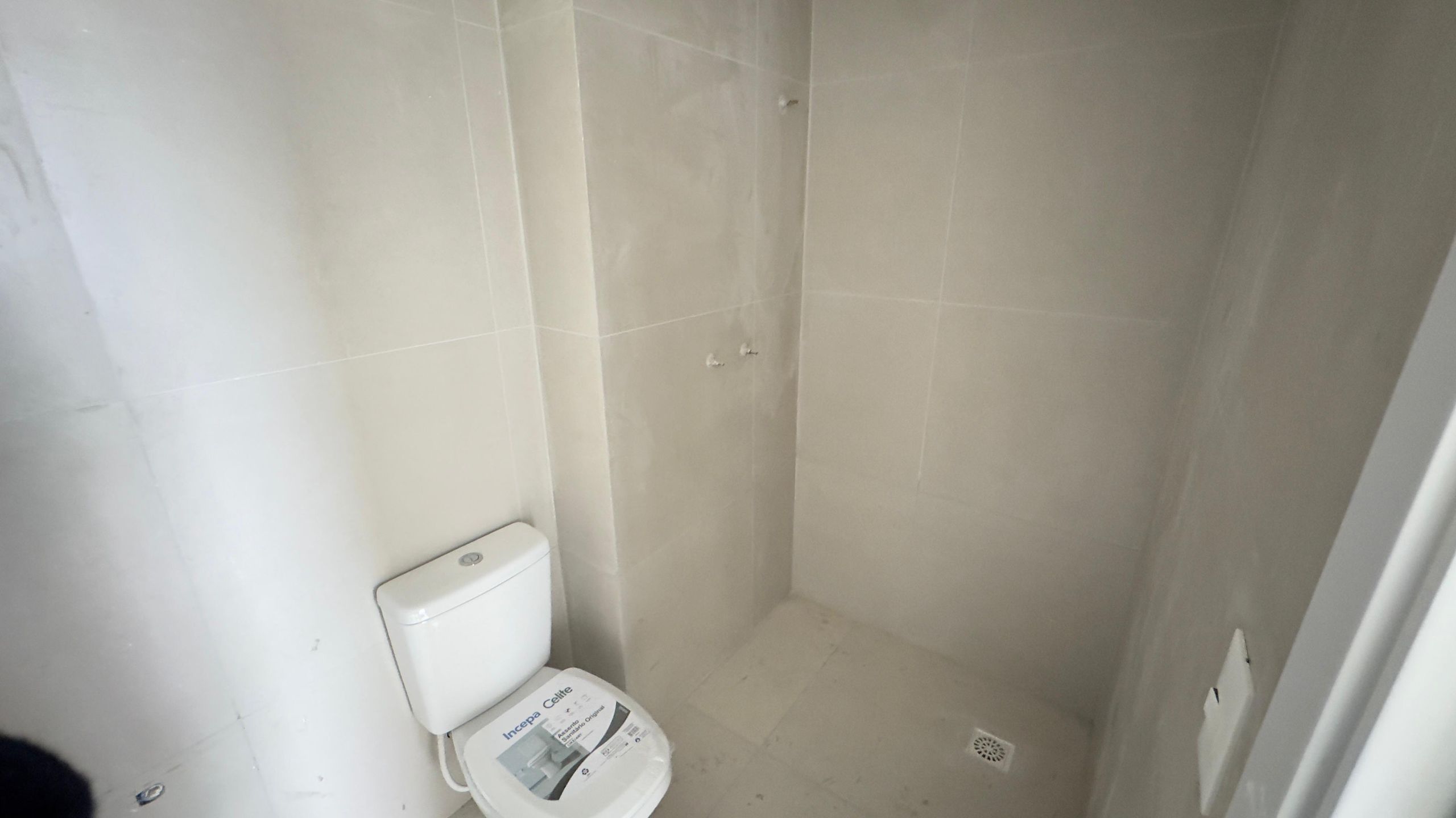 Apartamento 2 quartos sendo 1 suíte para venda no bairro Centro em Torres