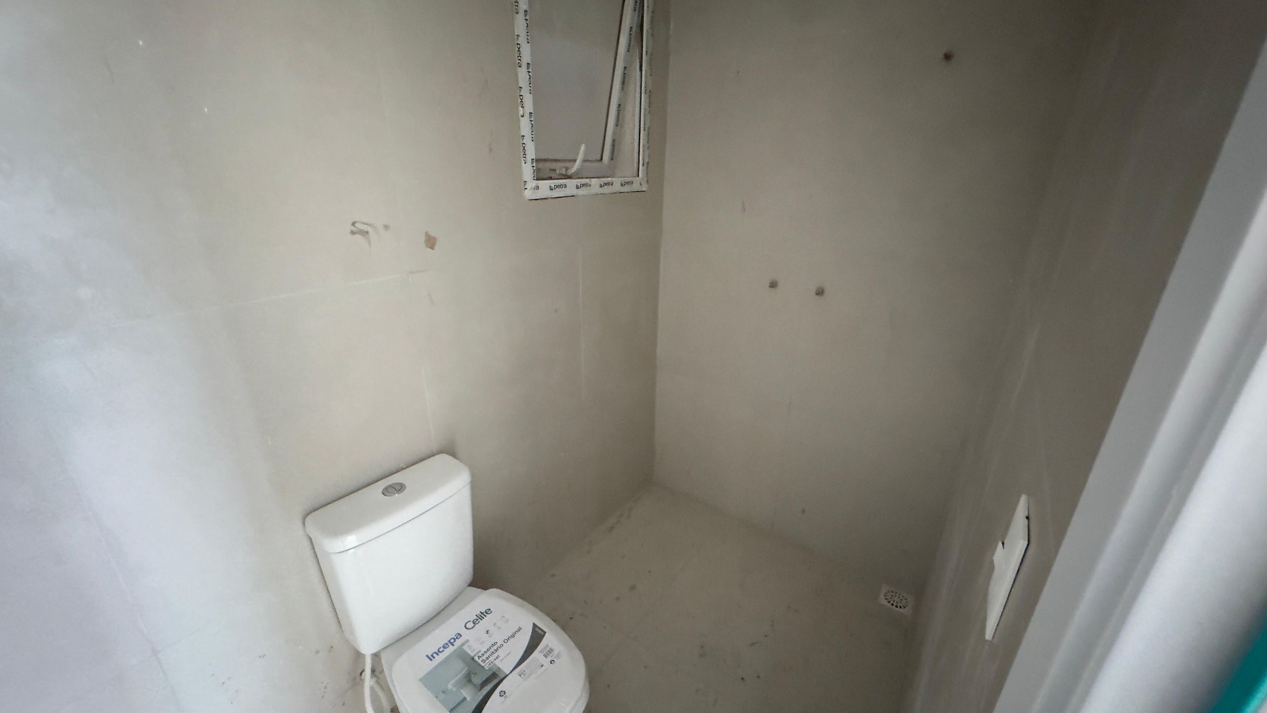 Apartamento 2 quartos sendo 1 suíte para venda no bairro Centro em Torres