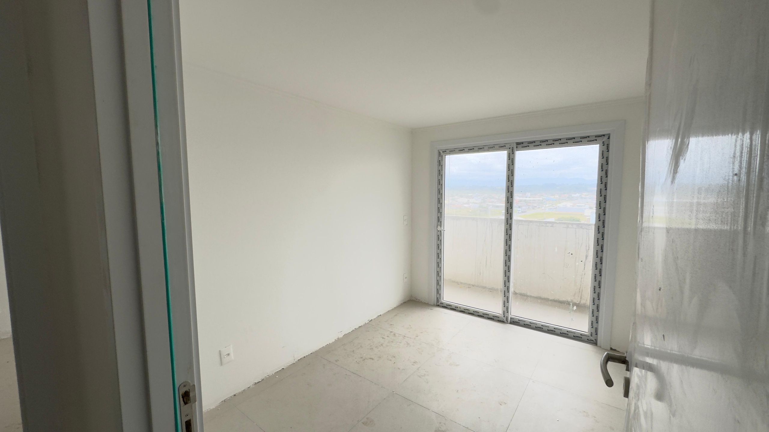 Apartamento 2 quartos sendo 1 suíte para venda no bairro Centro em Torres