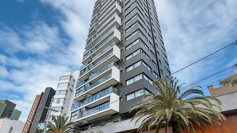 Apartamento 2 quartos sendo 1 suíte para venda no bairro Predial em Torres