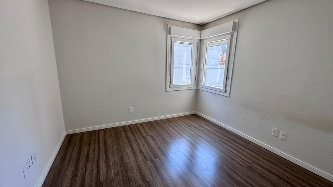 Apartamento para venda no bairro Pio X em Caxias do Sul