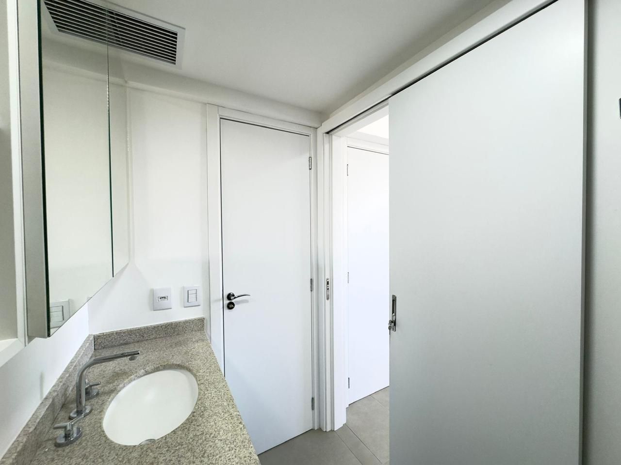 Apartamento 1 quarto para venda no bairro Vila Jardim em Porto Alegre