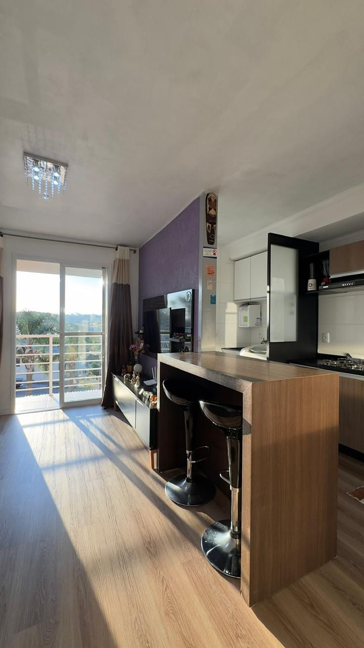 Apartamento 2 quartos para venda no bairro Desvio Rizzo em Caxias do Sul